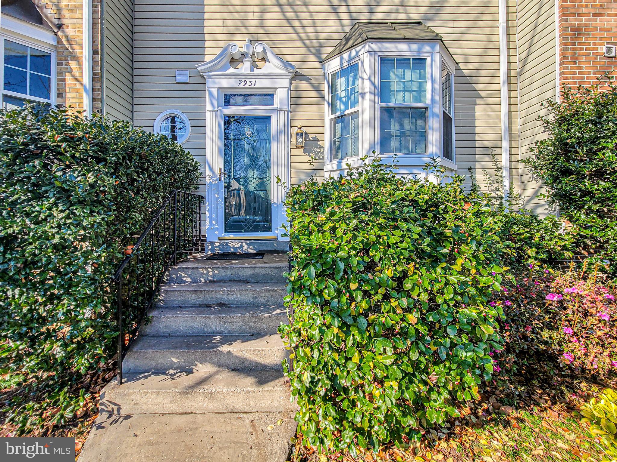 GUNSTON SQUARE - Residential