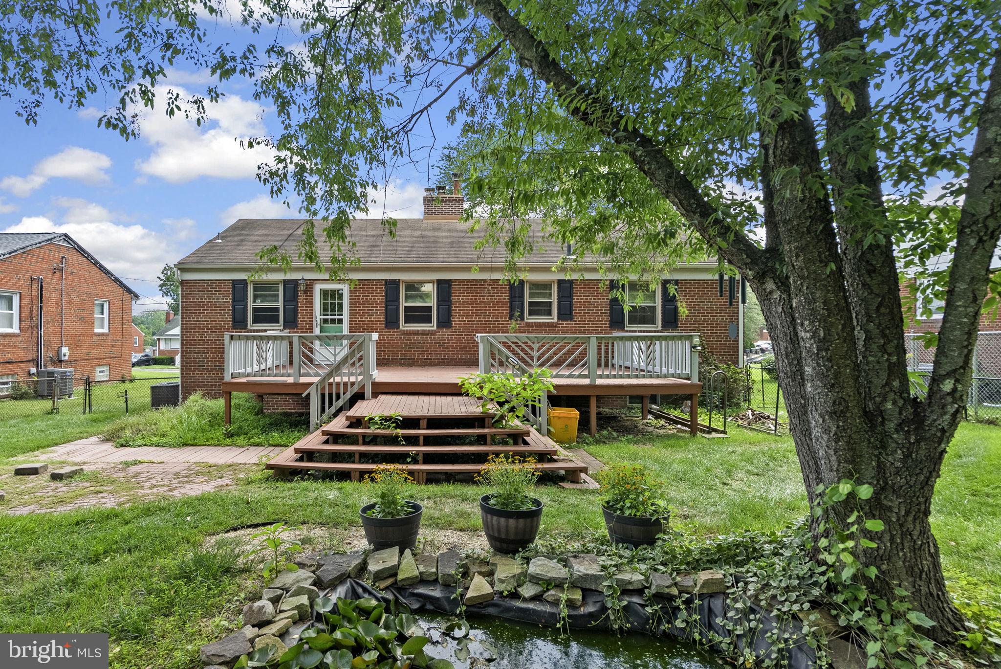 BROADVIEW - Residential