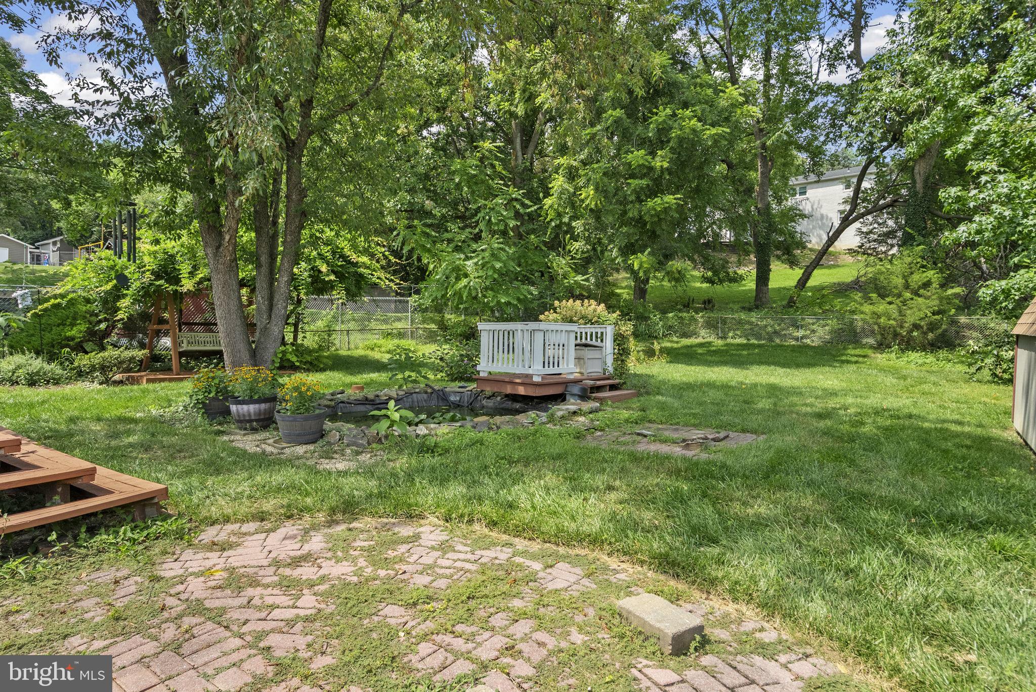 BROADVIEW - Residential