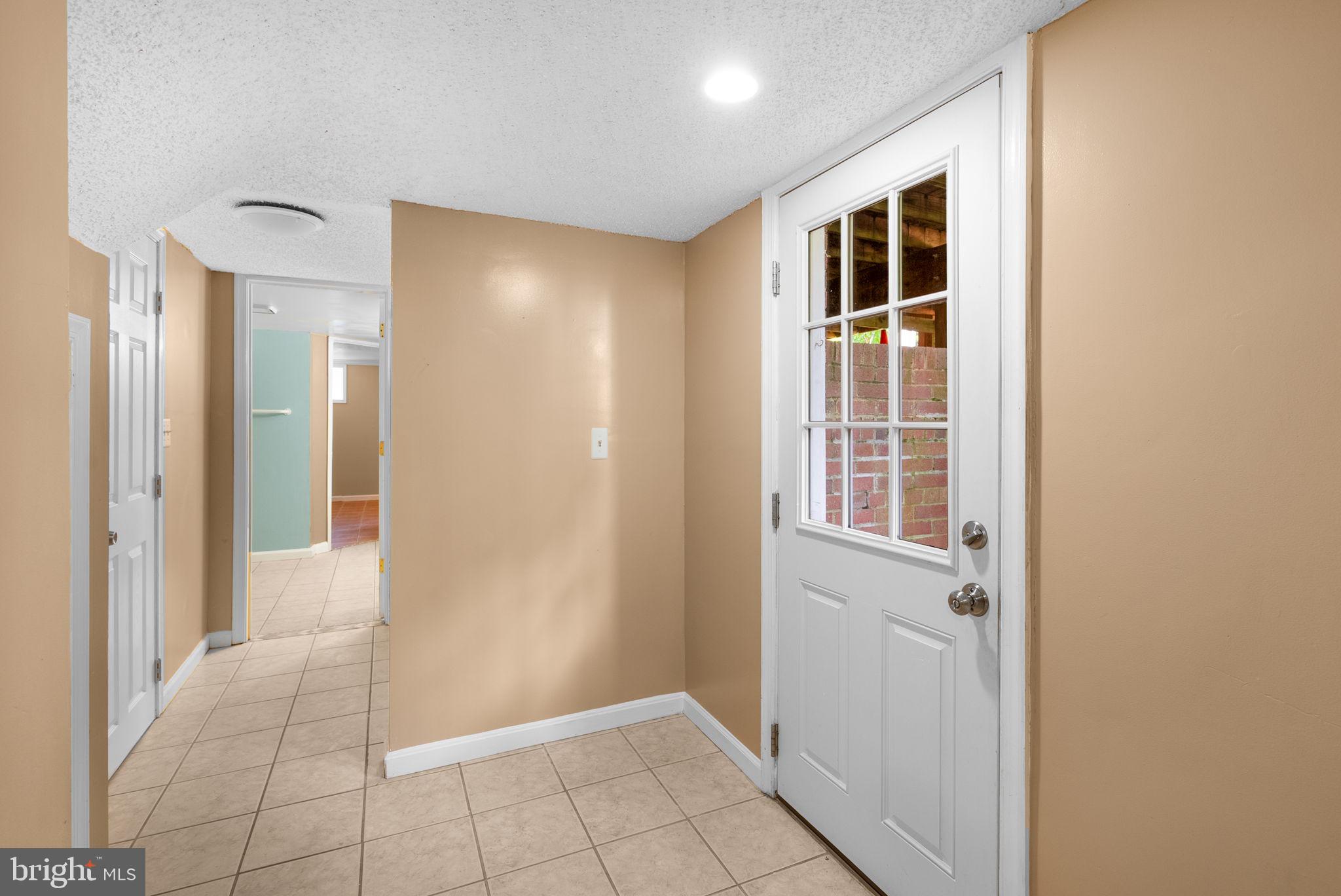 BROADVIEW - Residential