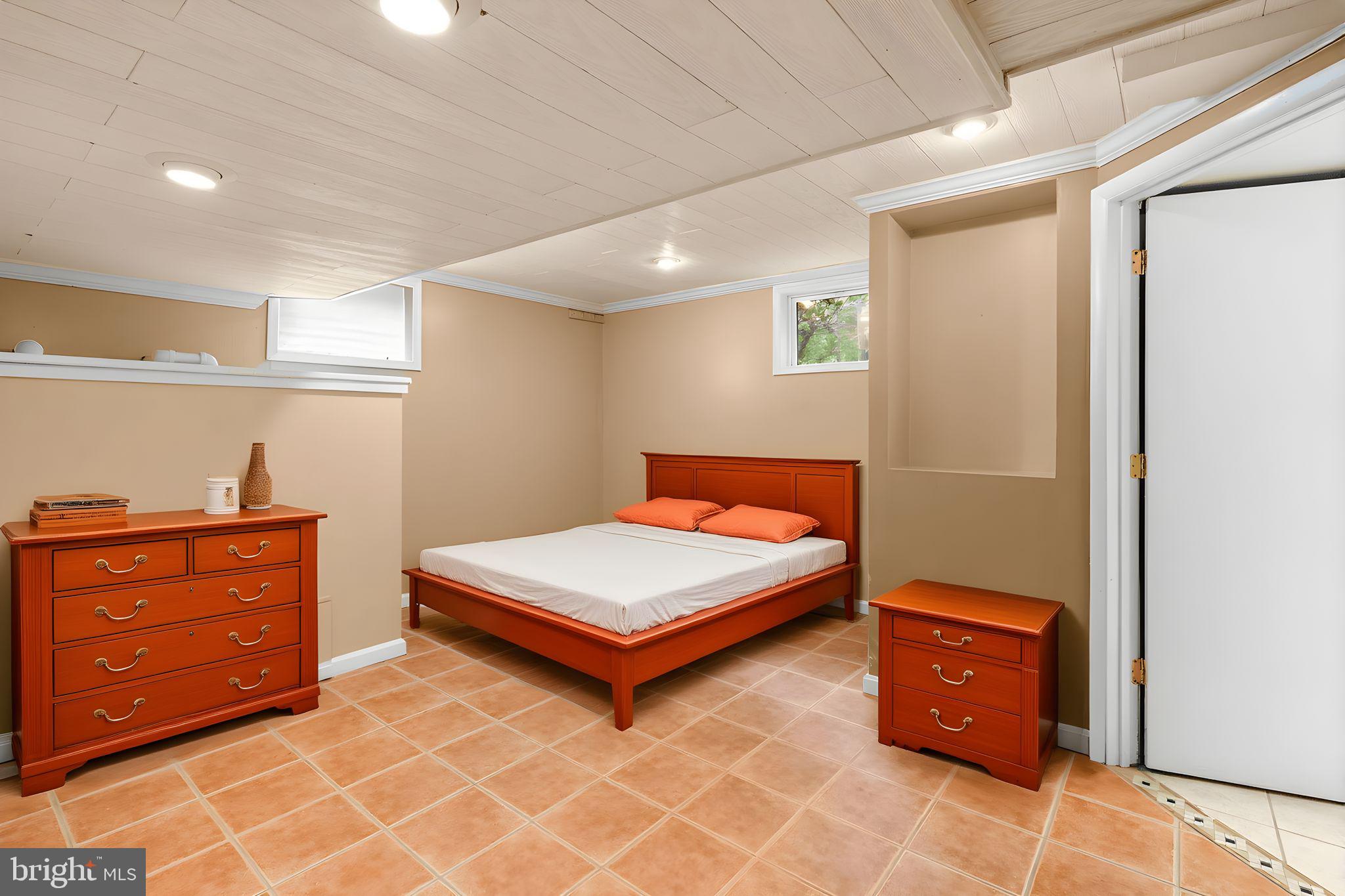 BROADVIEW - Residential