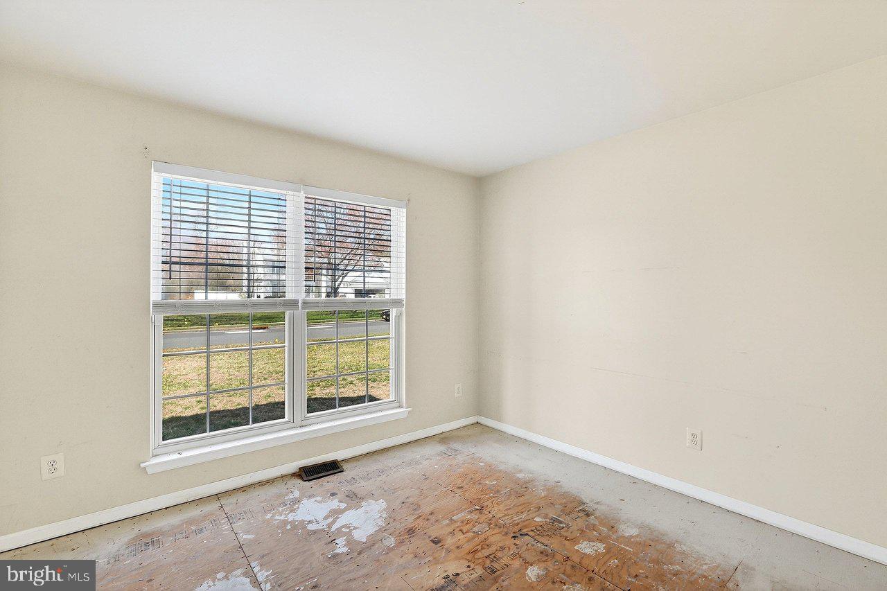 1244 WHISPERING WOODS DRIVE