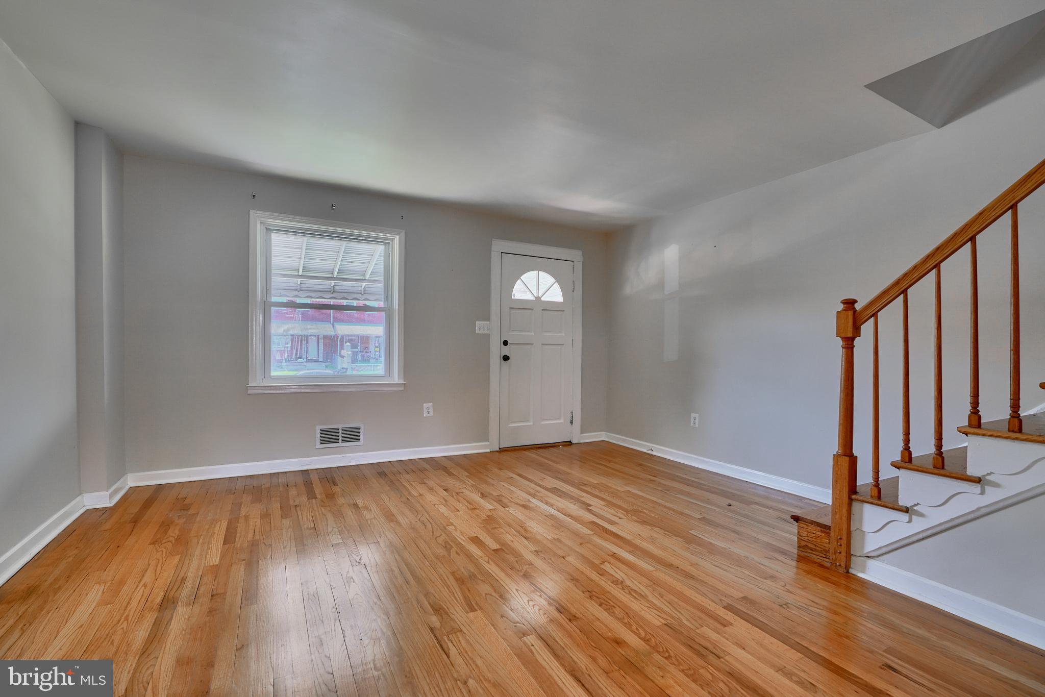 MIDDLE RIVER - Residential