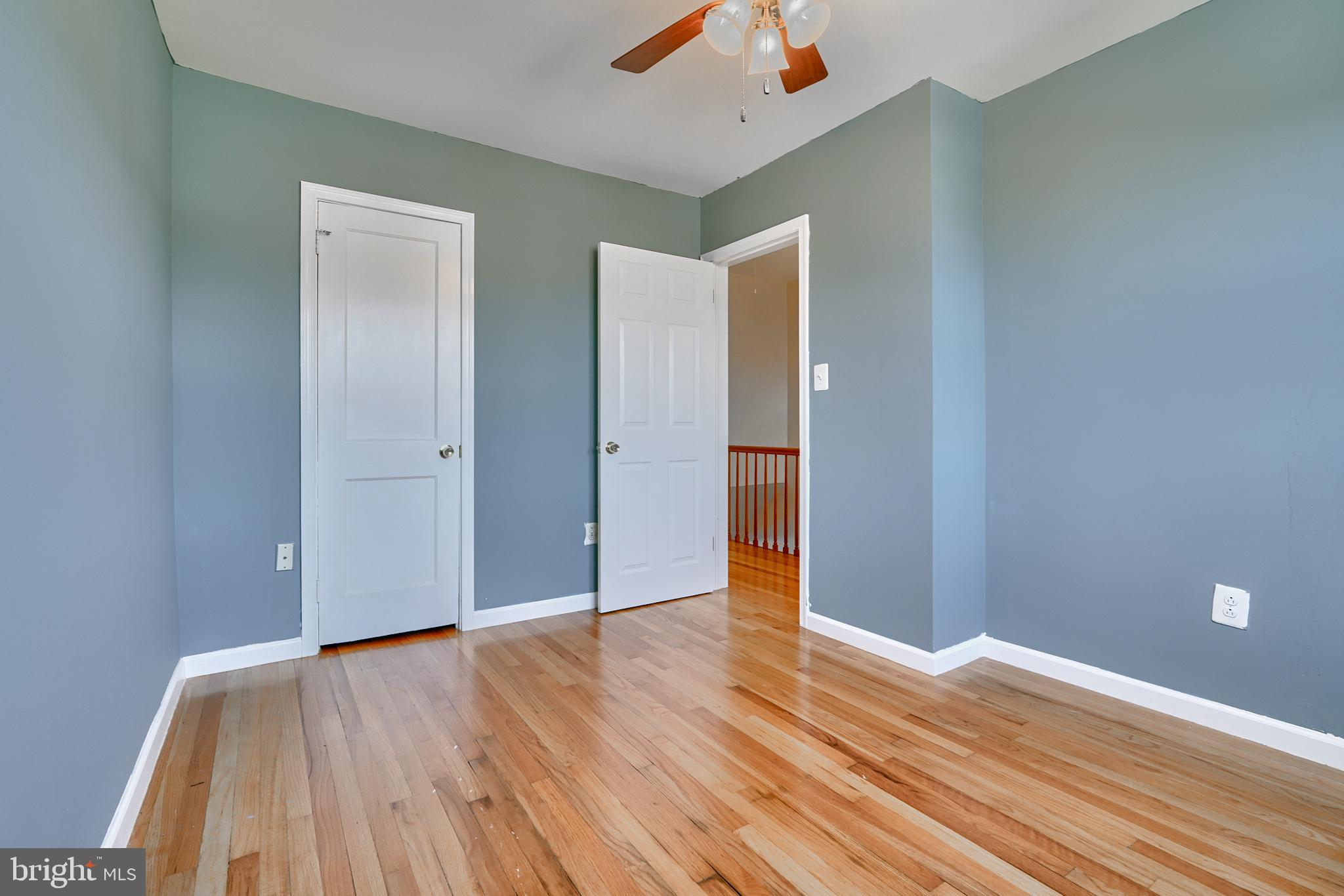 MIDDLE RIVER - Residential