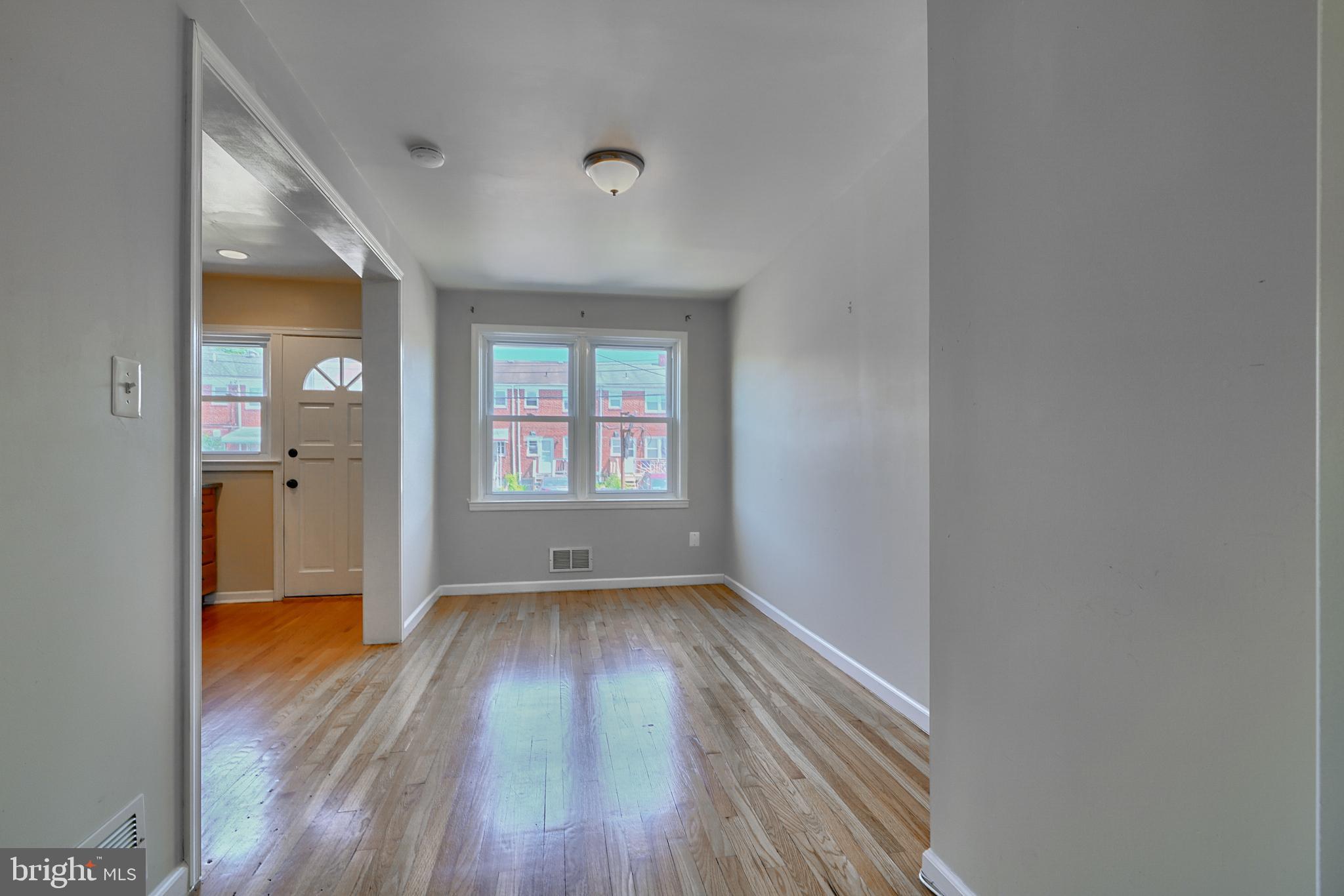 MIDDLE RIVER - Residential