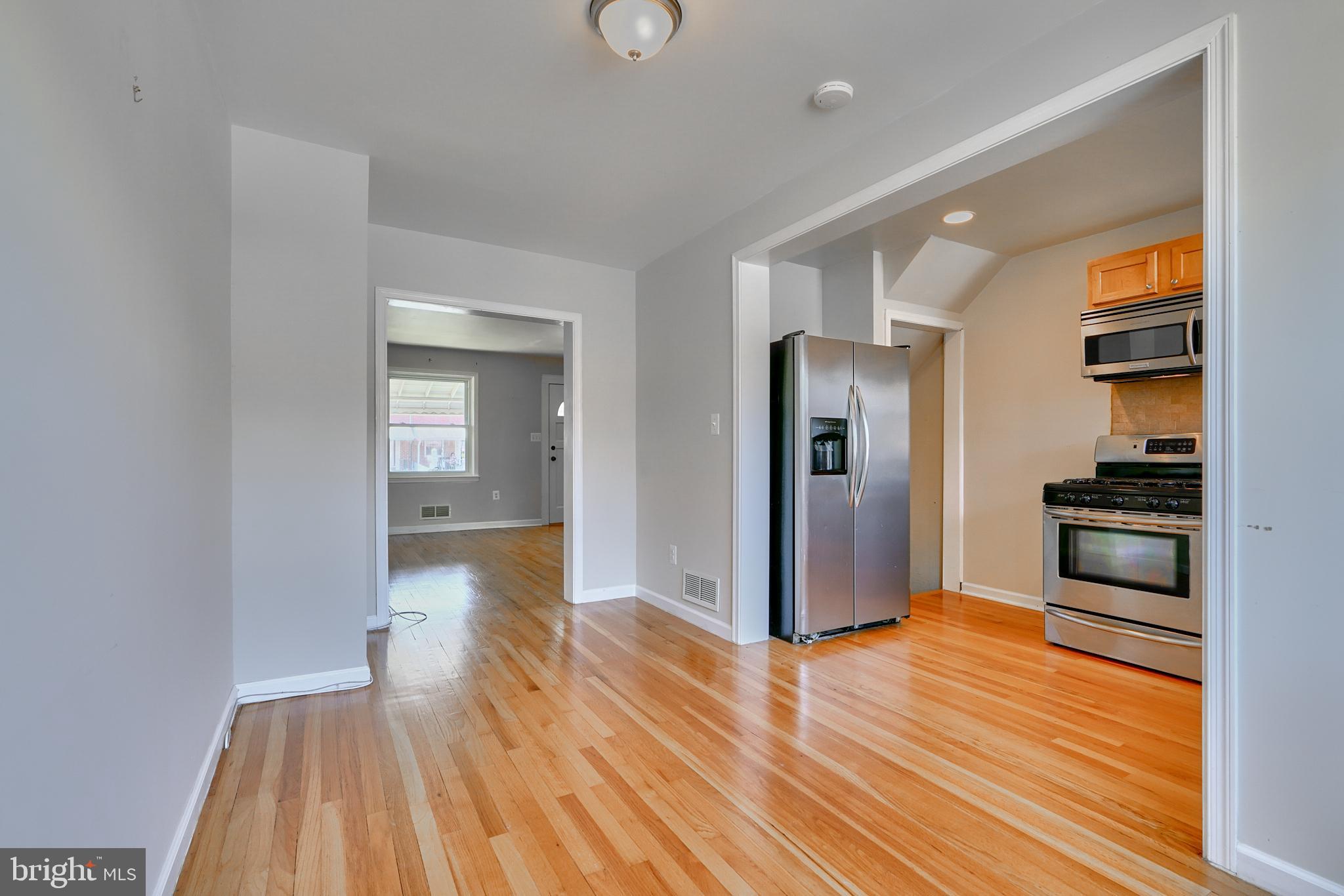 MIDDLE RIVER - Residential