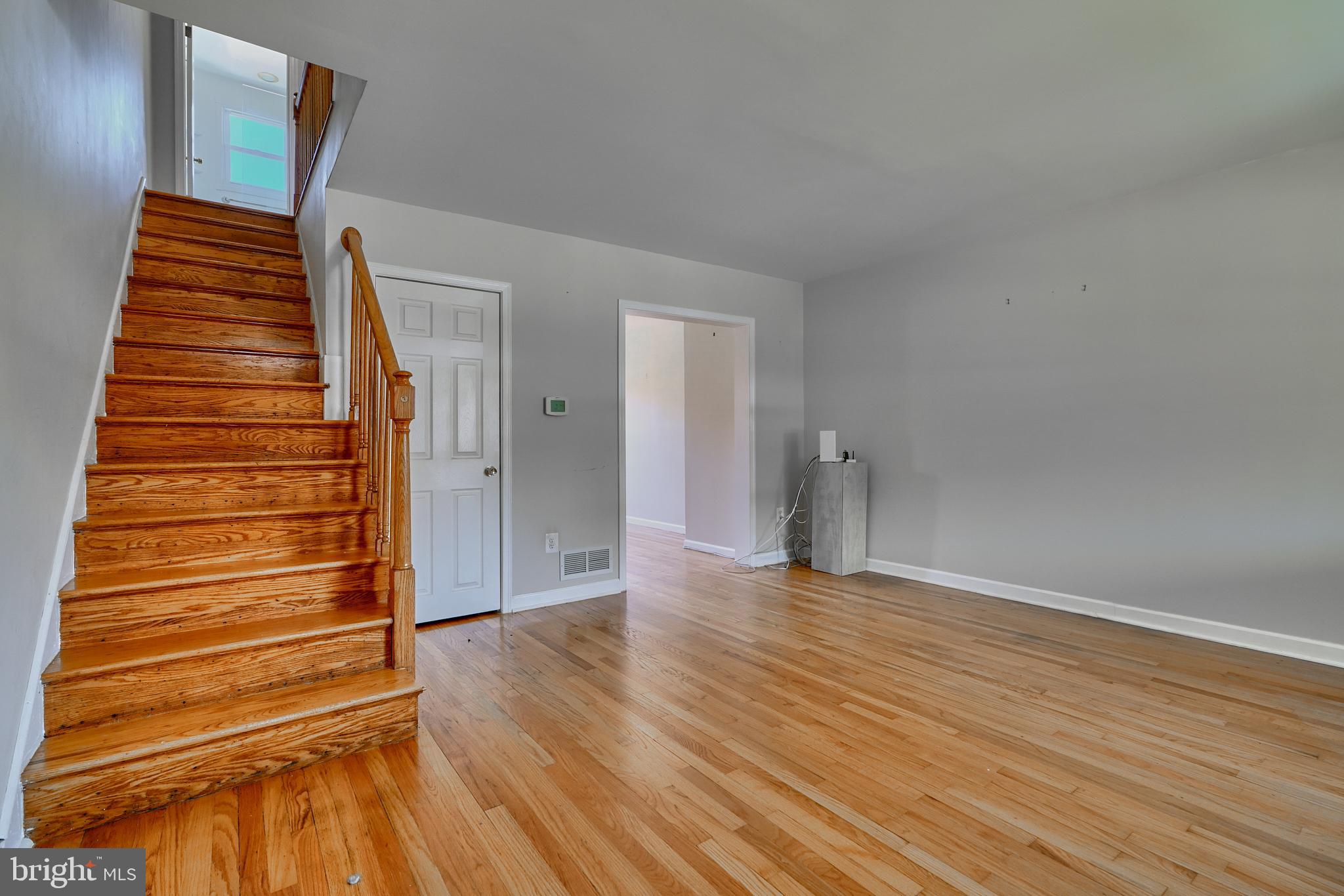 MIDDLE RIVER - Residential