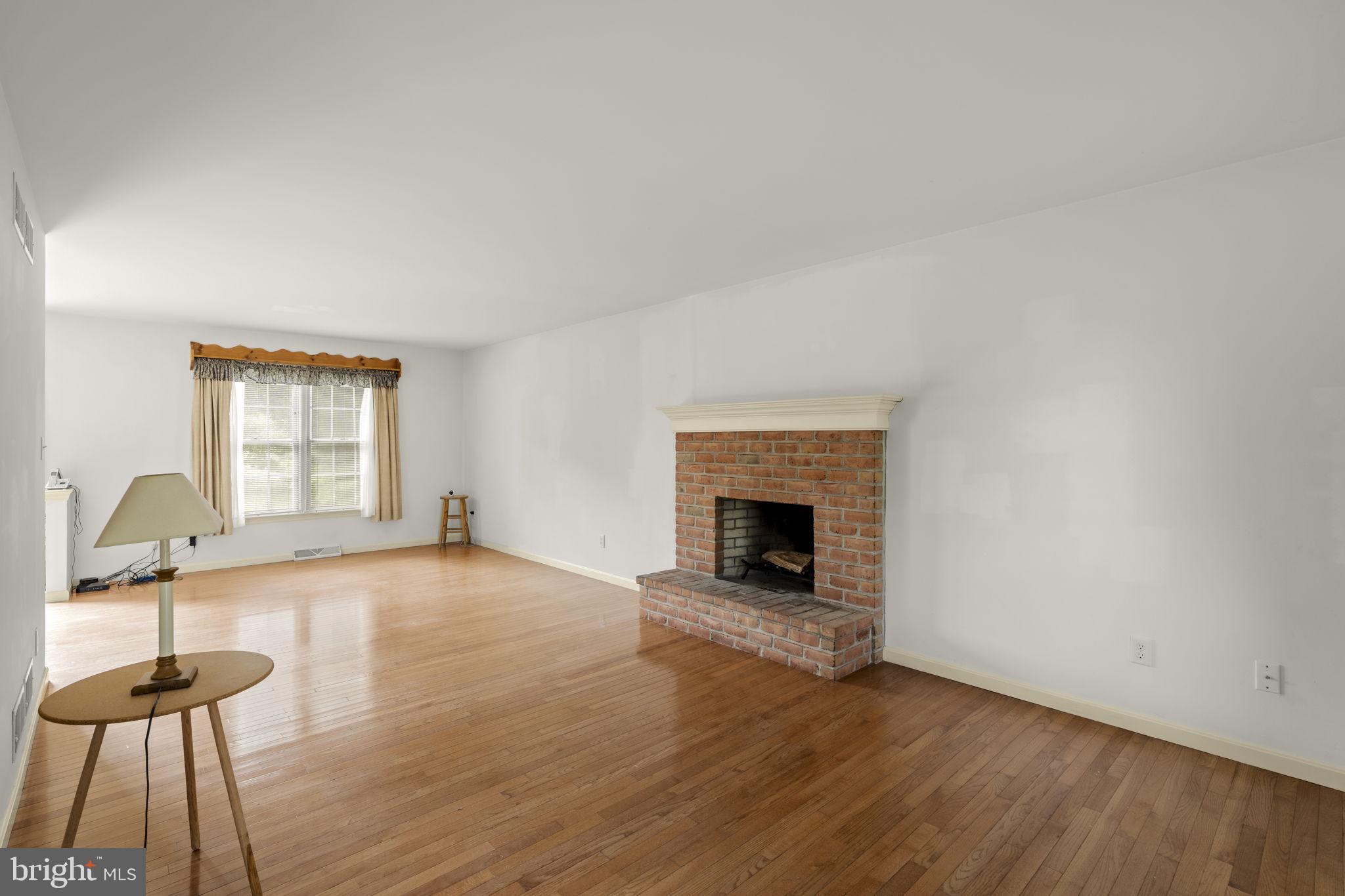 504 SPRING HOLLOW DRIVE