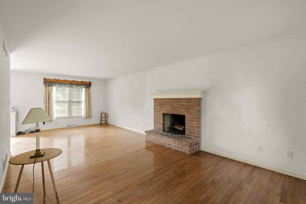 Photo of 504 Spring Hollow Drive, NEW HOLLAND, PA 17557 (MLS # PALA2095910)