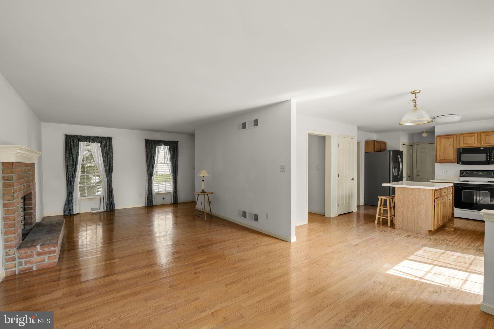 504 SPRING HOLLOW DRIVE