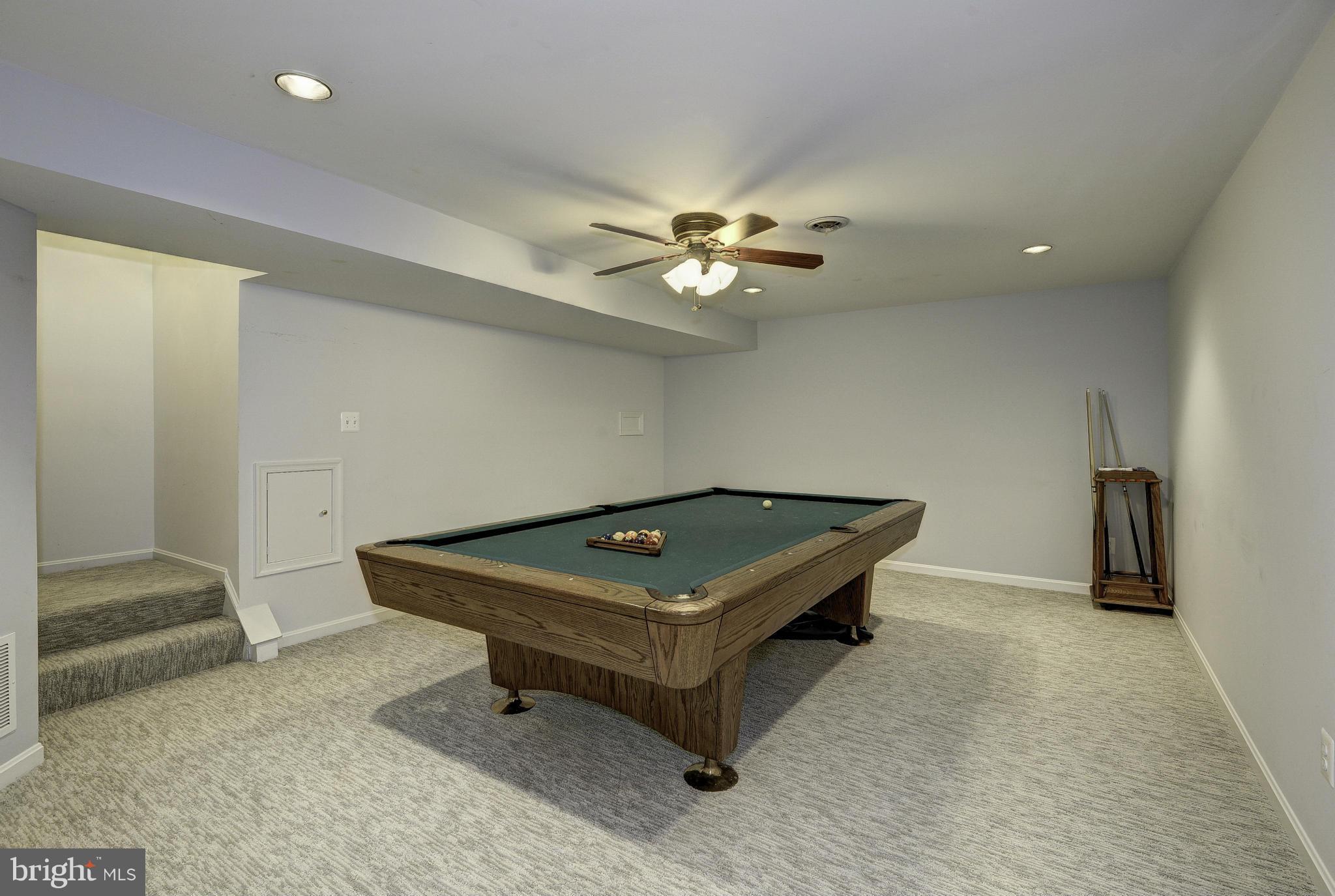 CENTURY OAK - Residential