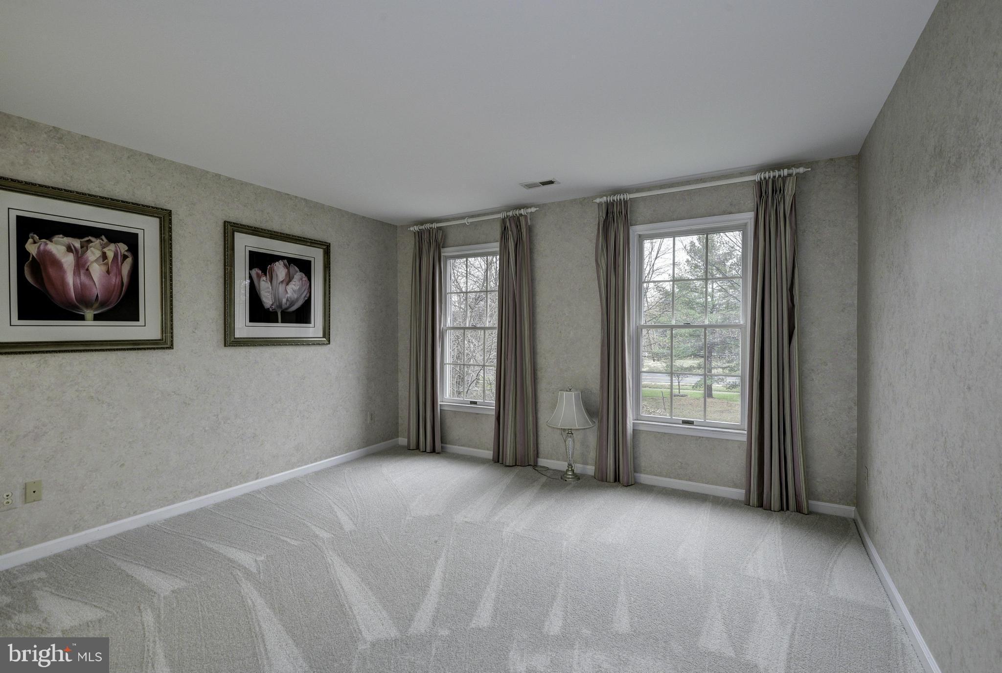CENTURY OAK - Residential