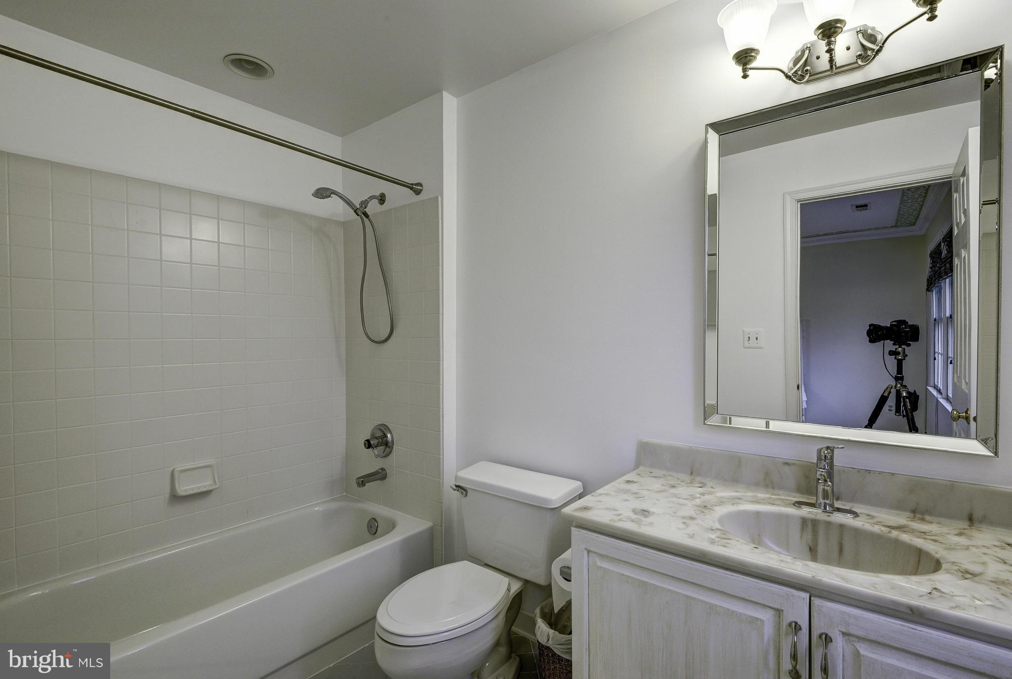 CENTURY OAK - Residential