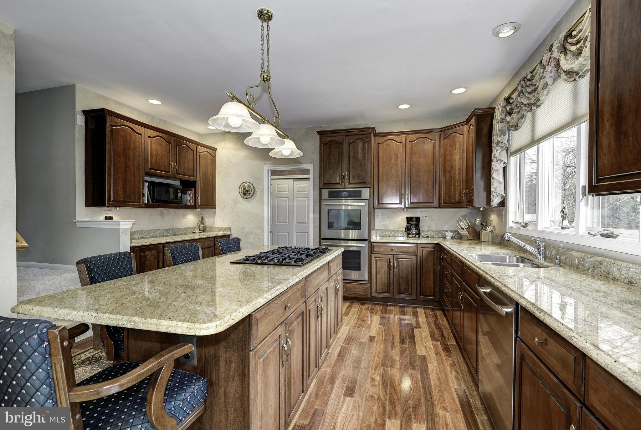 CENTURY OAK - Residential