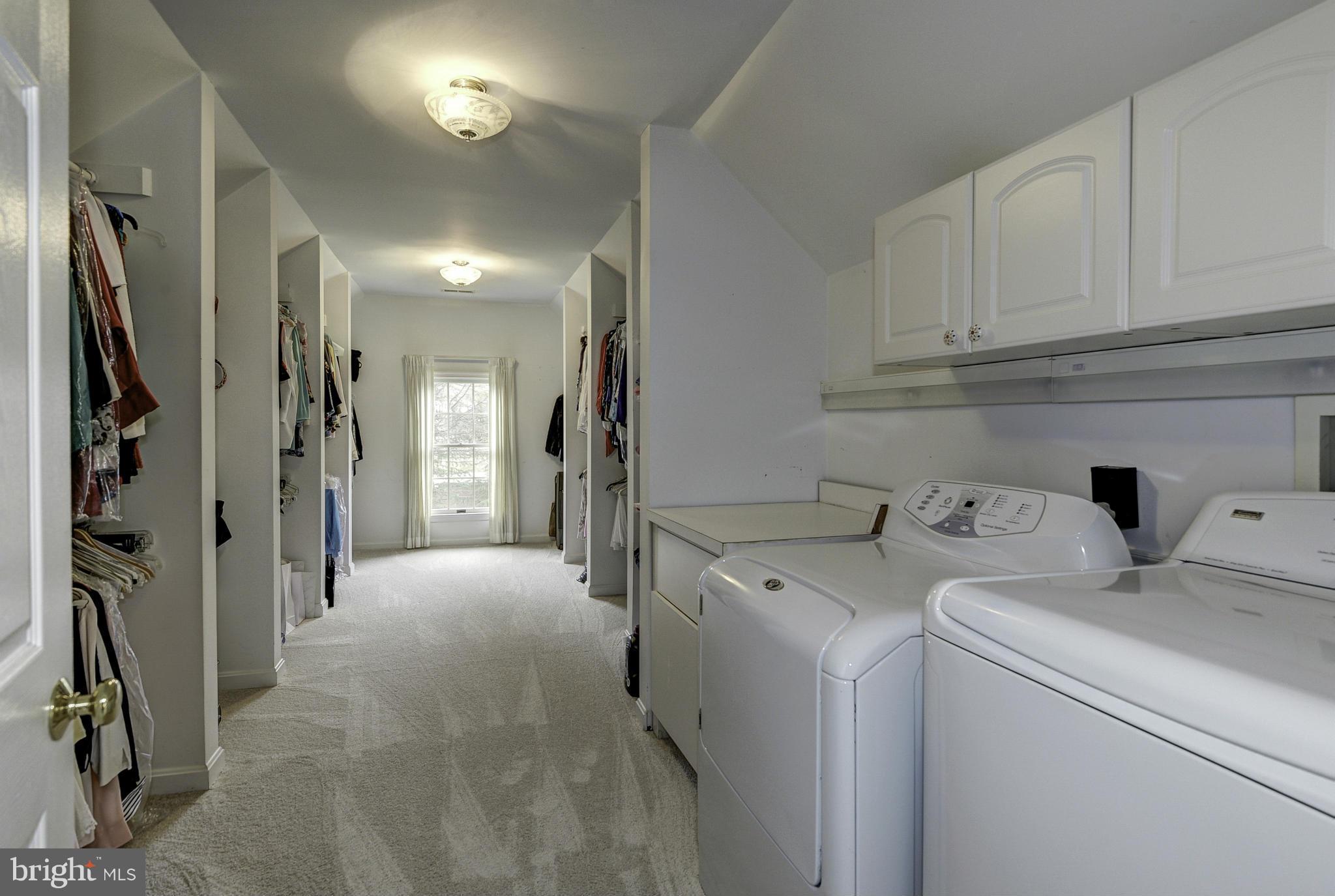 CENTURY OAK - Residential