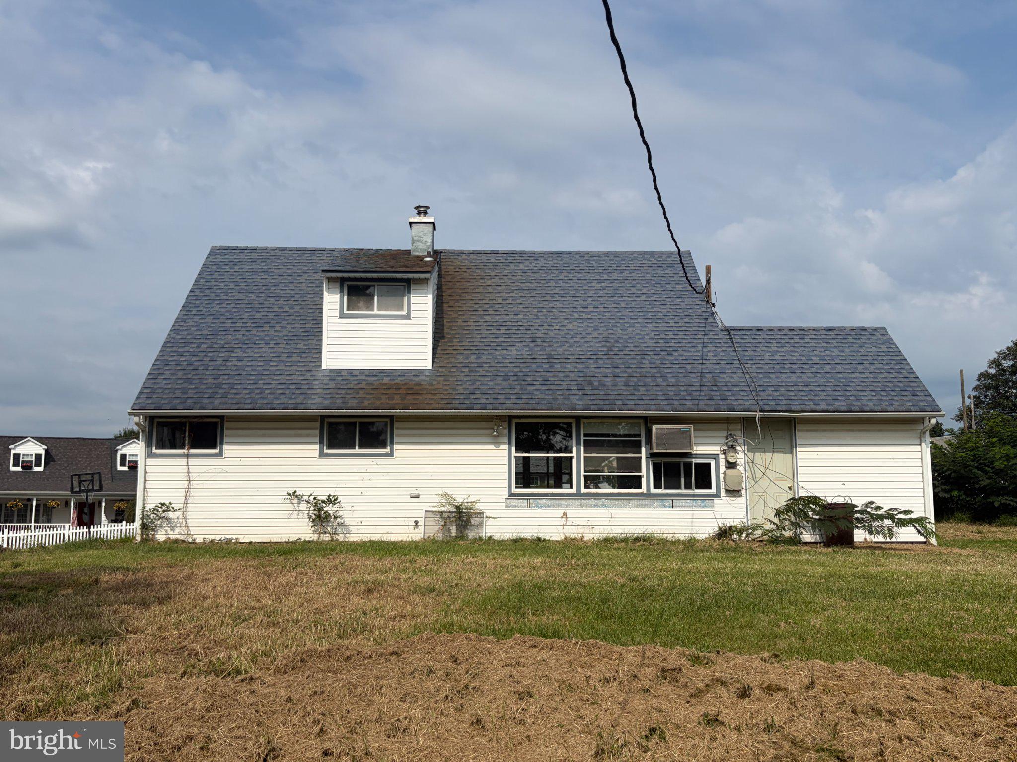 14 CIRCLE ROAD