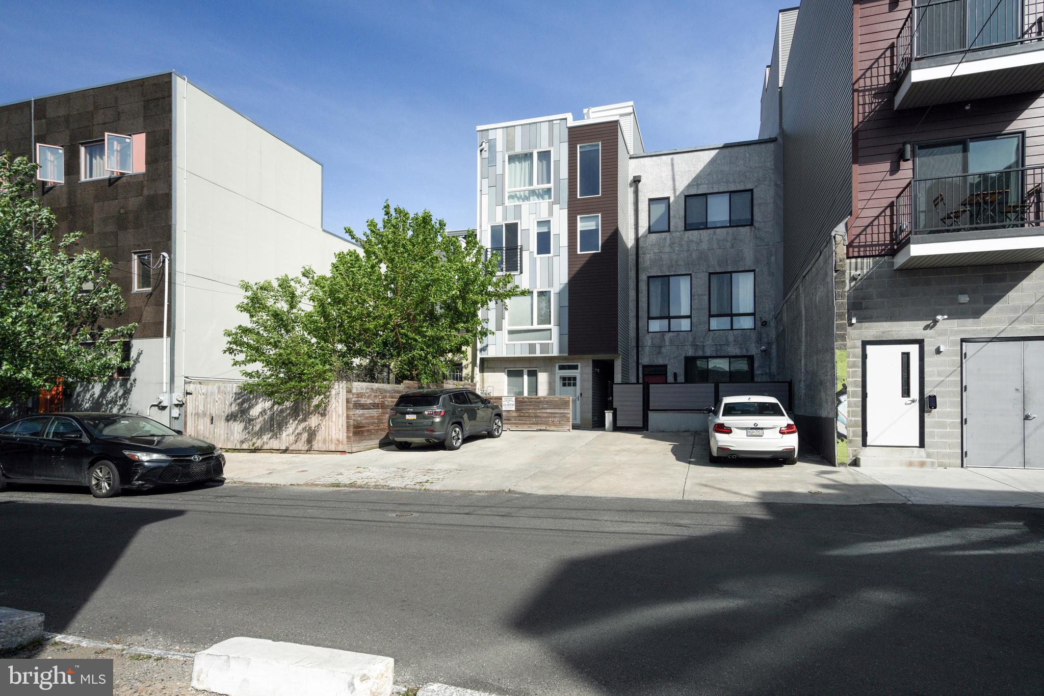 FISHTOWN - Commercial Sale