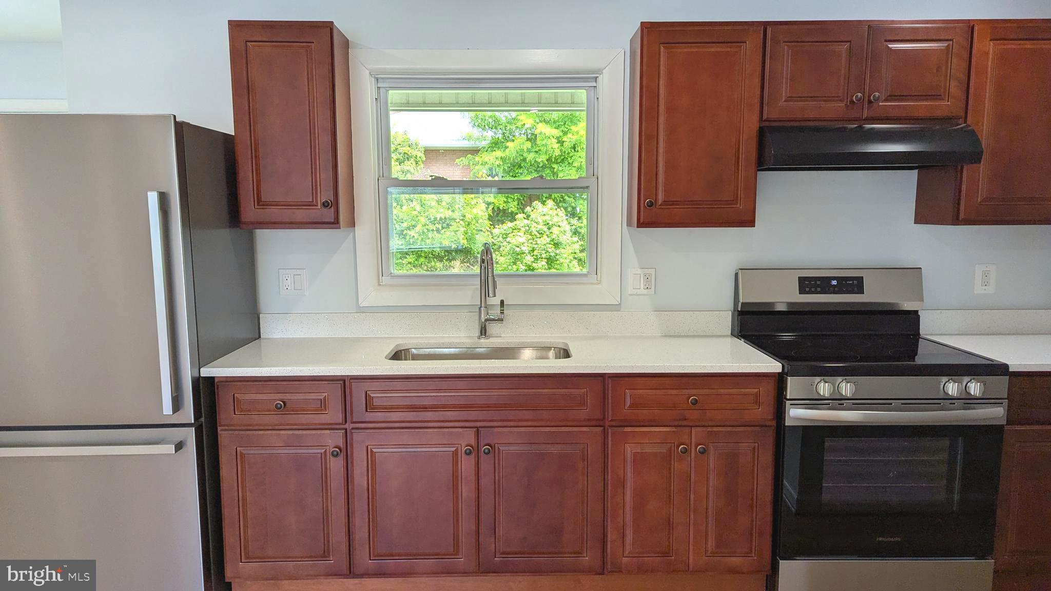 SUNSET ACRES - Residential Lease