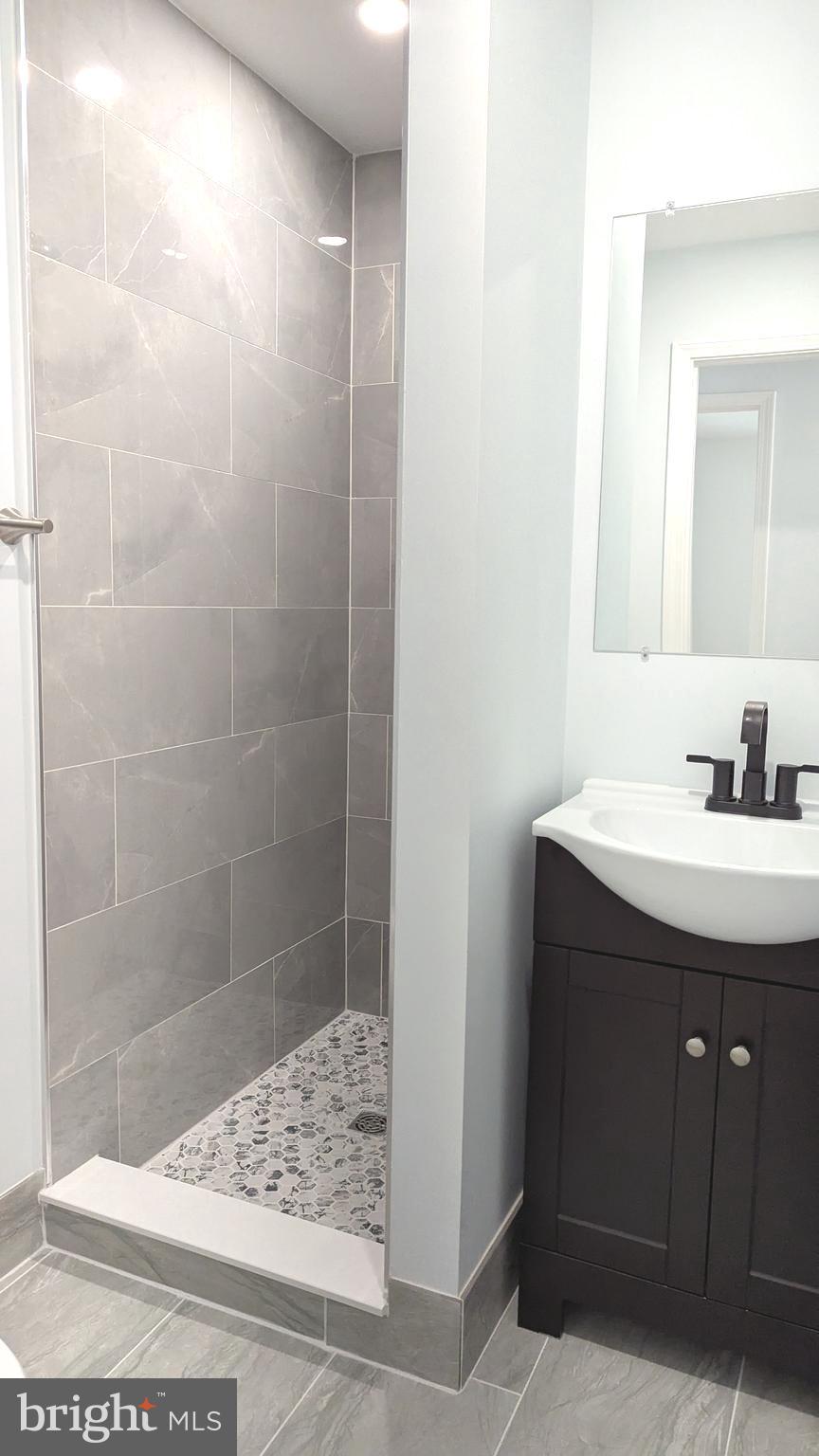 SUNSET ACRES - Residential Lease