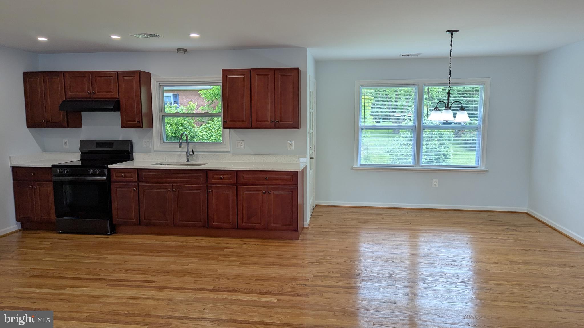 SUNSET ACRES - Residential Lease