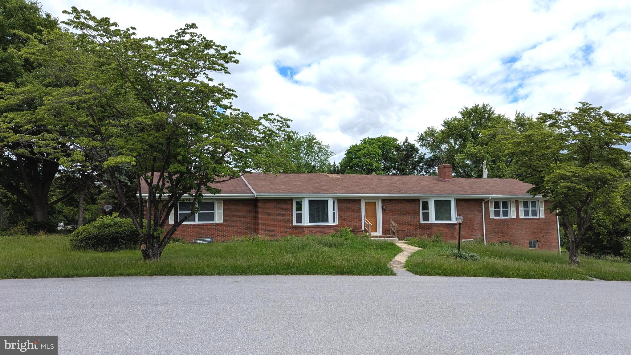 SUNSET ACRES - Residential Lease