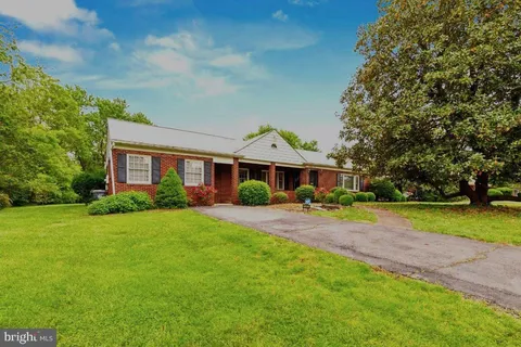 9005 Longstreet Drive, Manassas, VA 20110 - MLS#: VAMN2008262