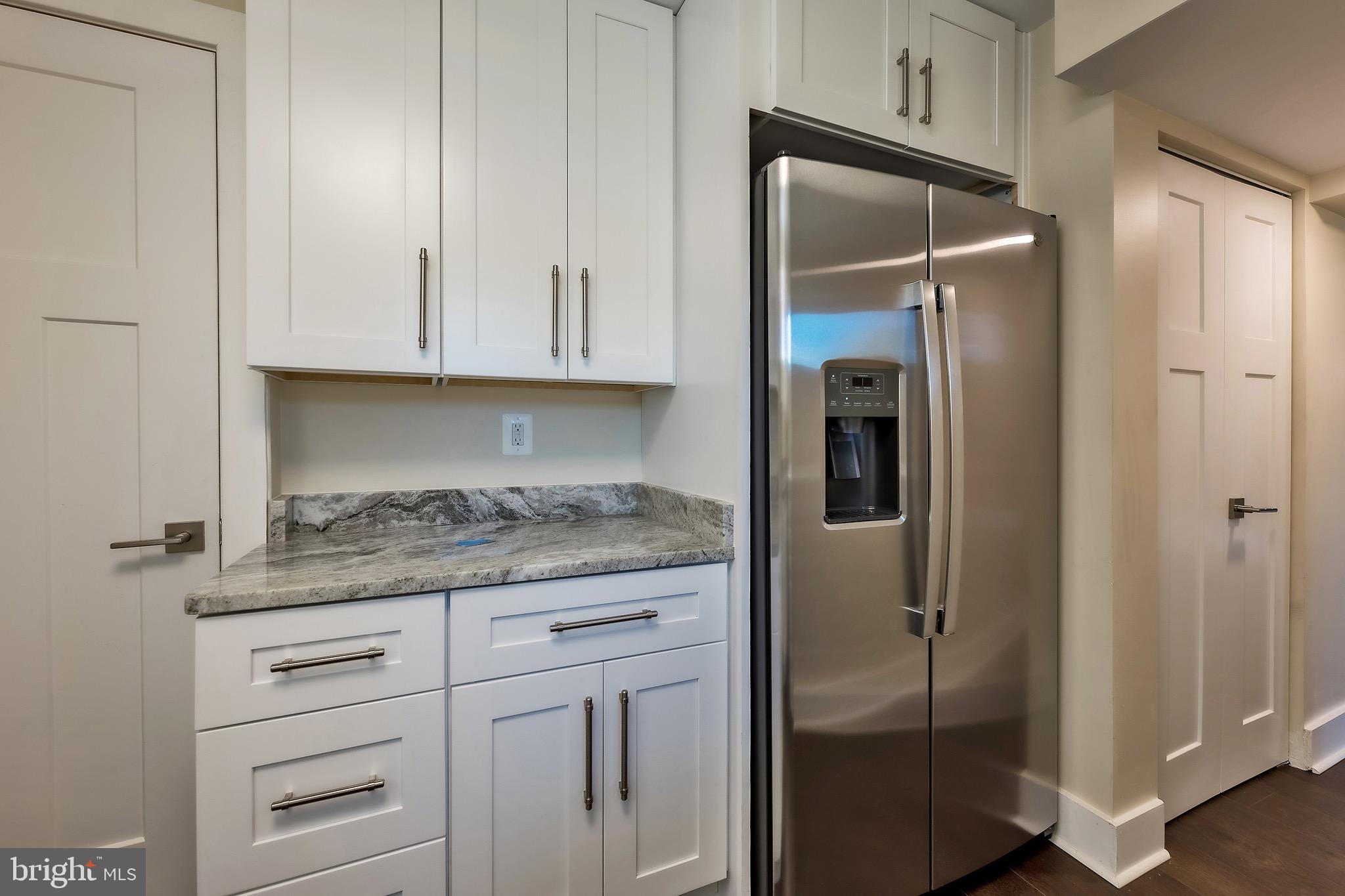 HILLCREST - Residential