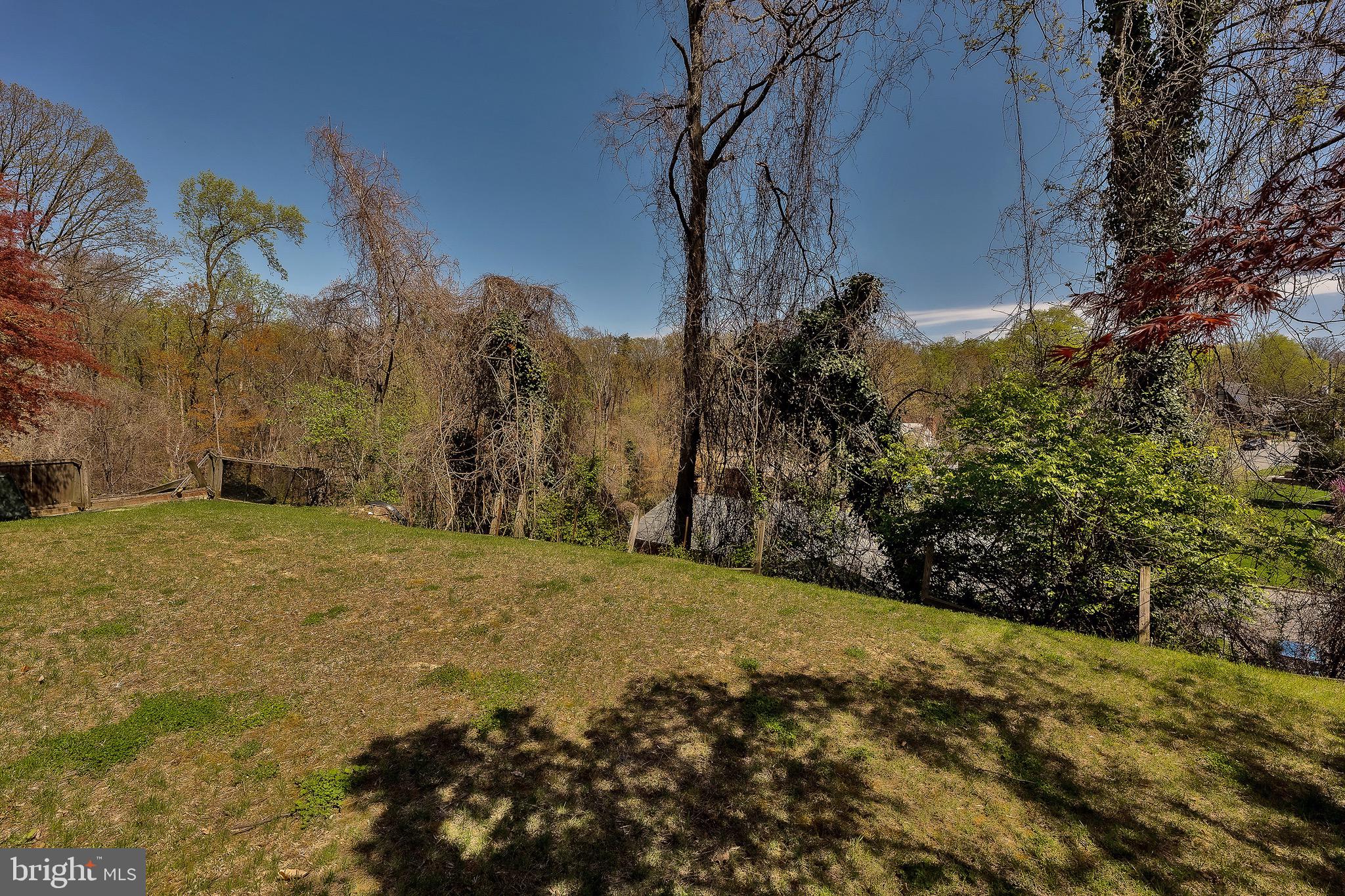 HILLCREST - Residential