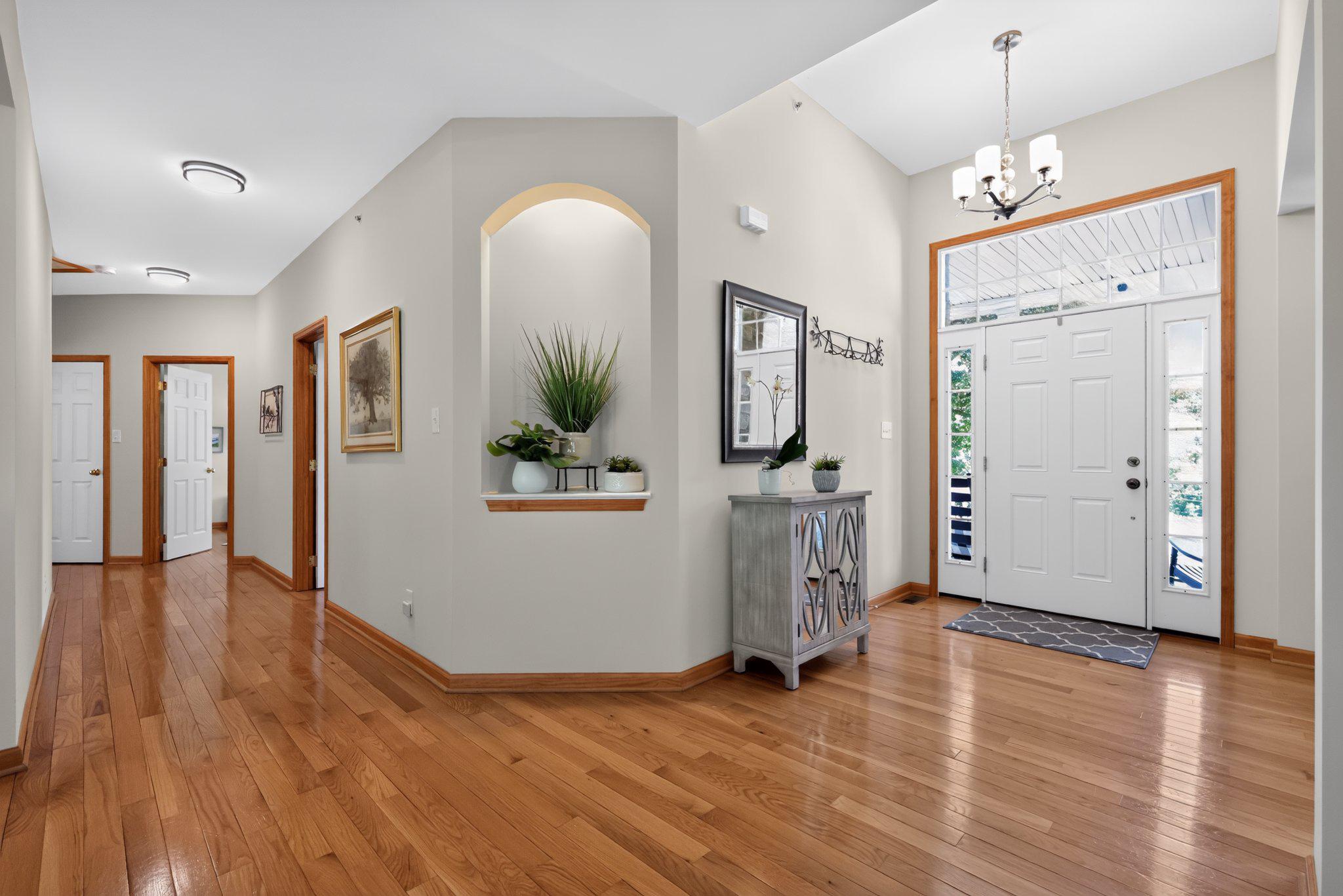 4902 W CHESTER PIKE