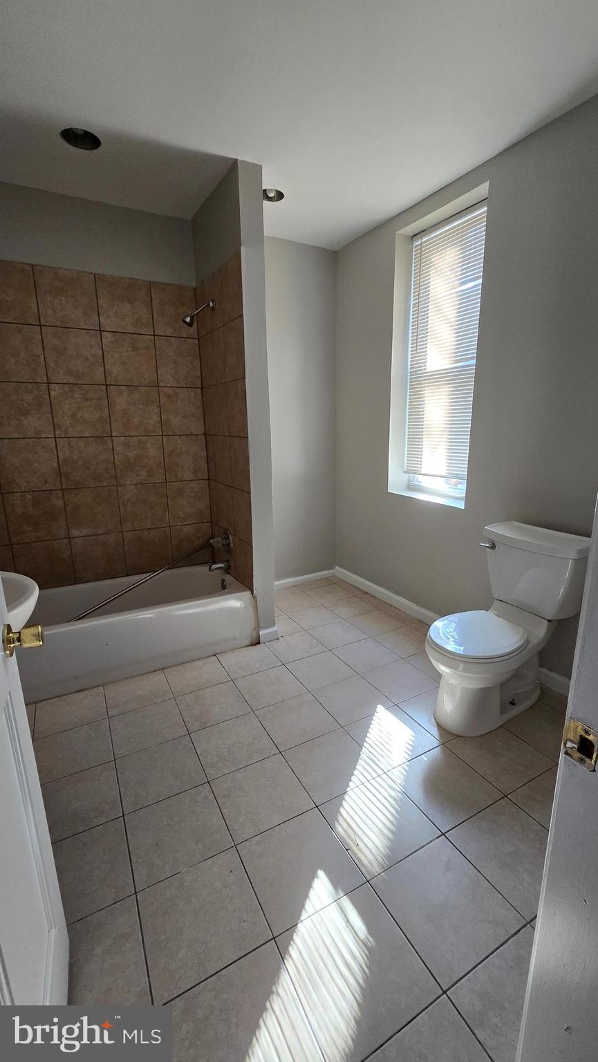 HUNTING PARK - Residential Lease