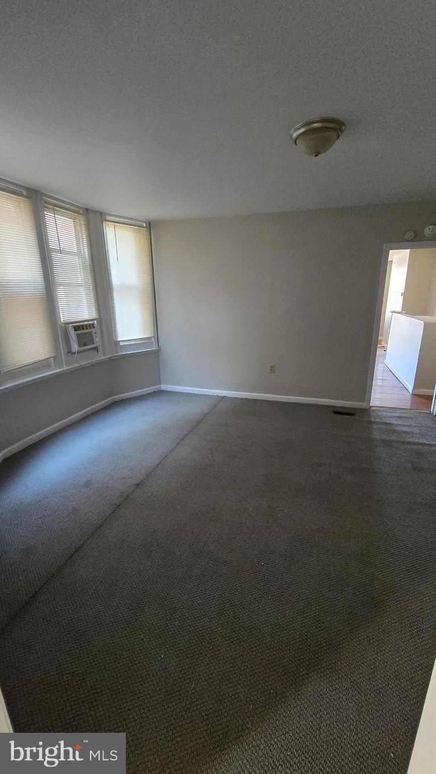 HUNTING PARK - Residential Lease