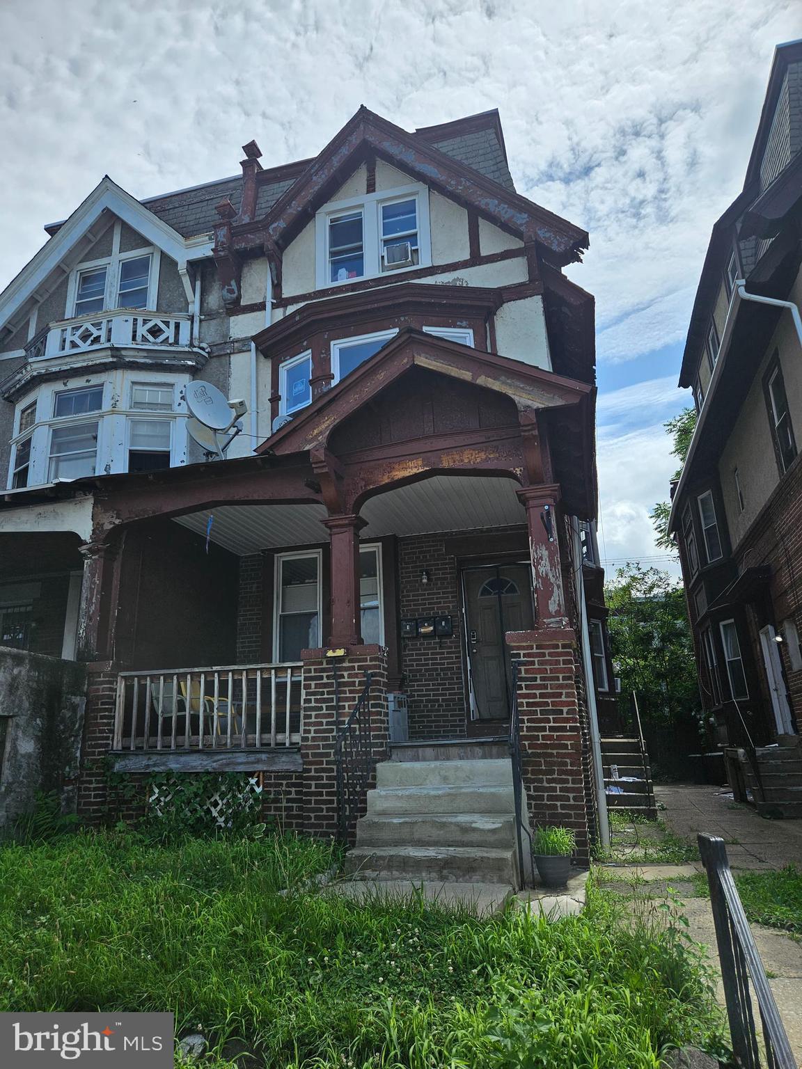 HUNTING PARK - Residential Lease