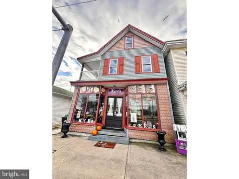 306 S Main St Unit UPSTAIRS, Clayton, DE MLS: DEKT2042218