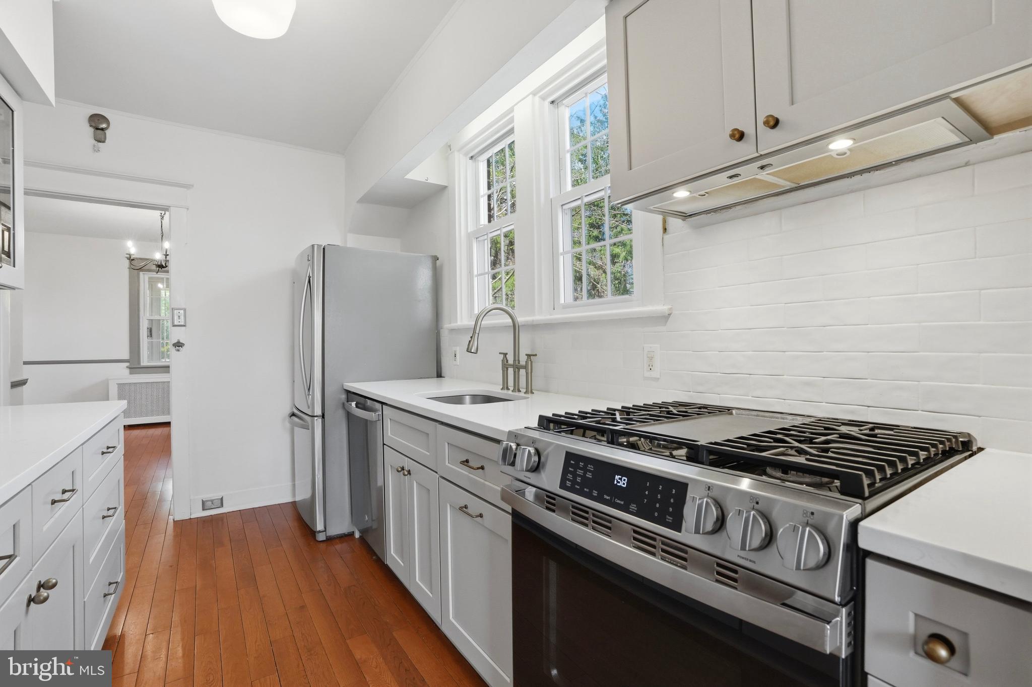 GLENSIDE - Residential