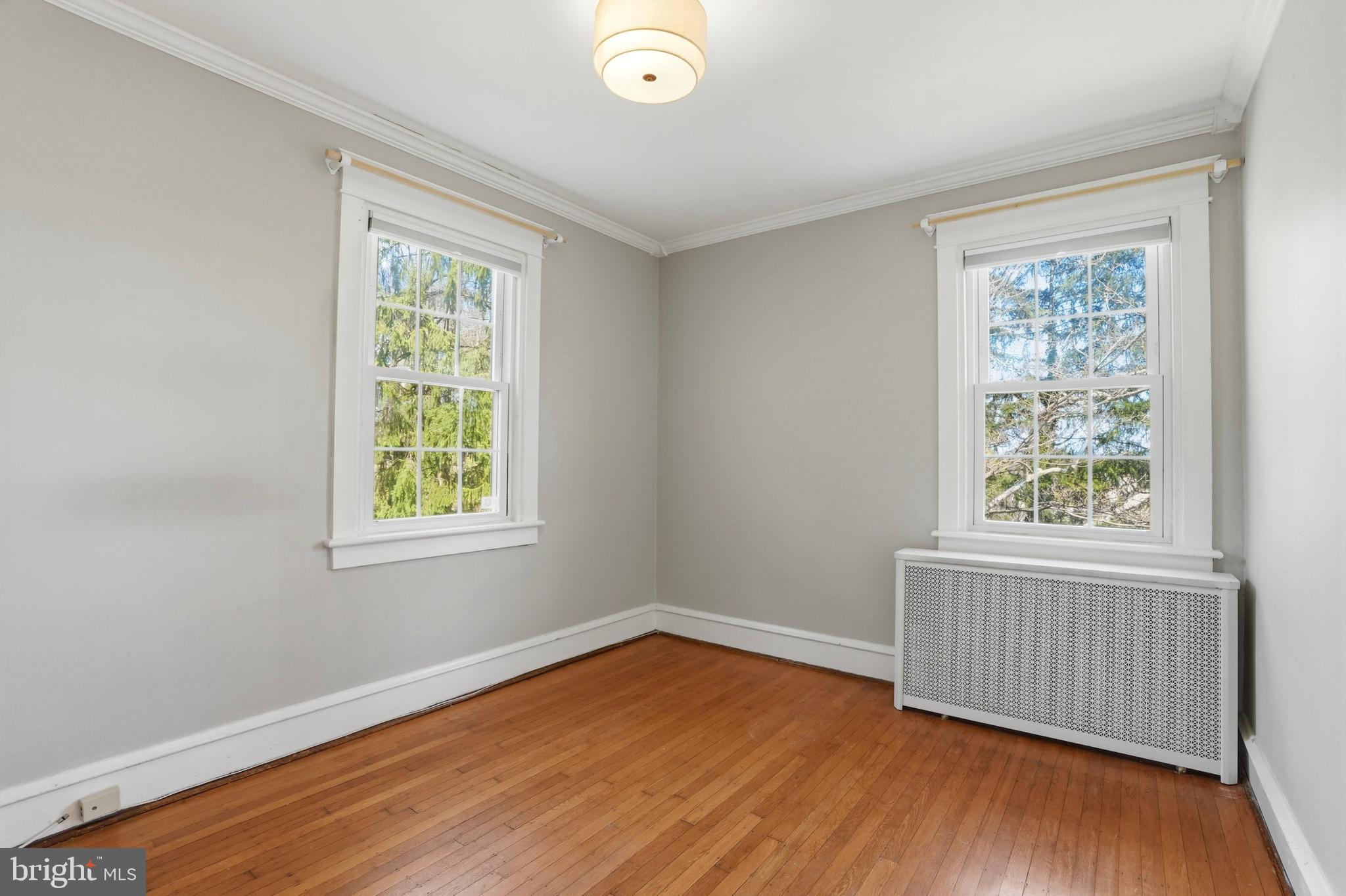 GLENSIDE - Residential