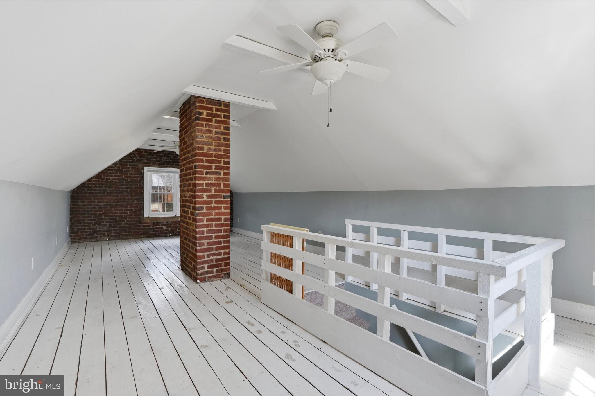 GLENSIDE - Residential