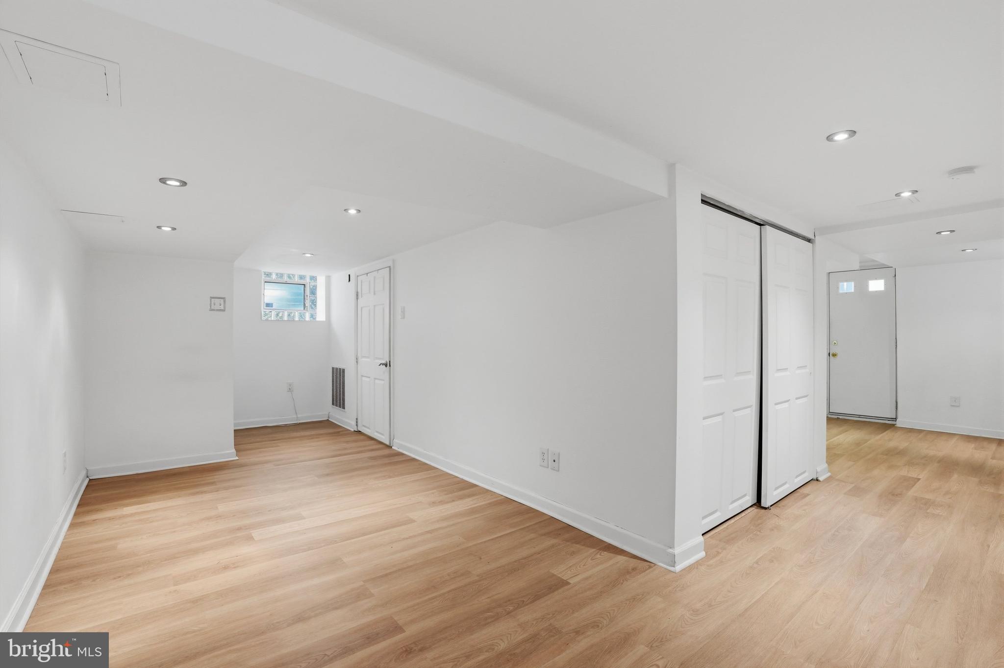 GLENSIDE - Residential