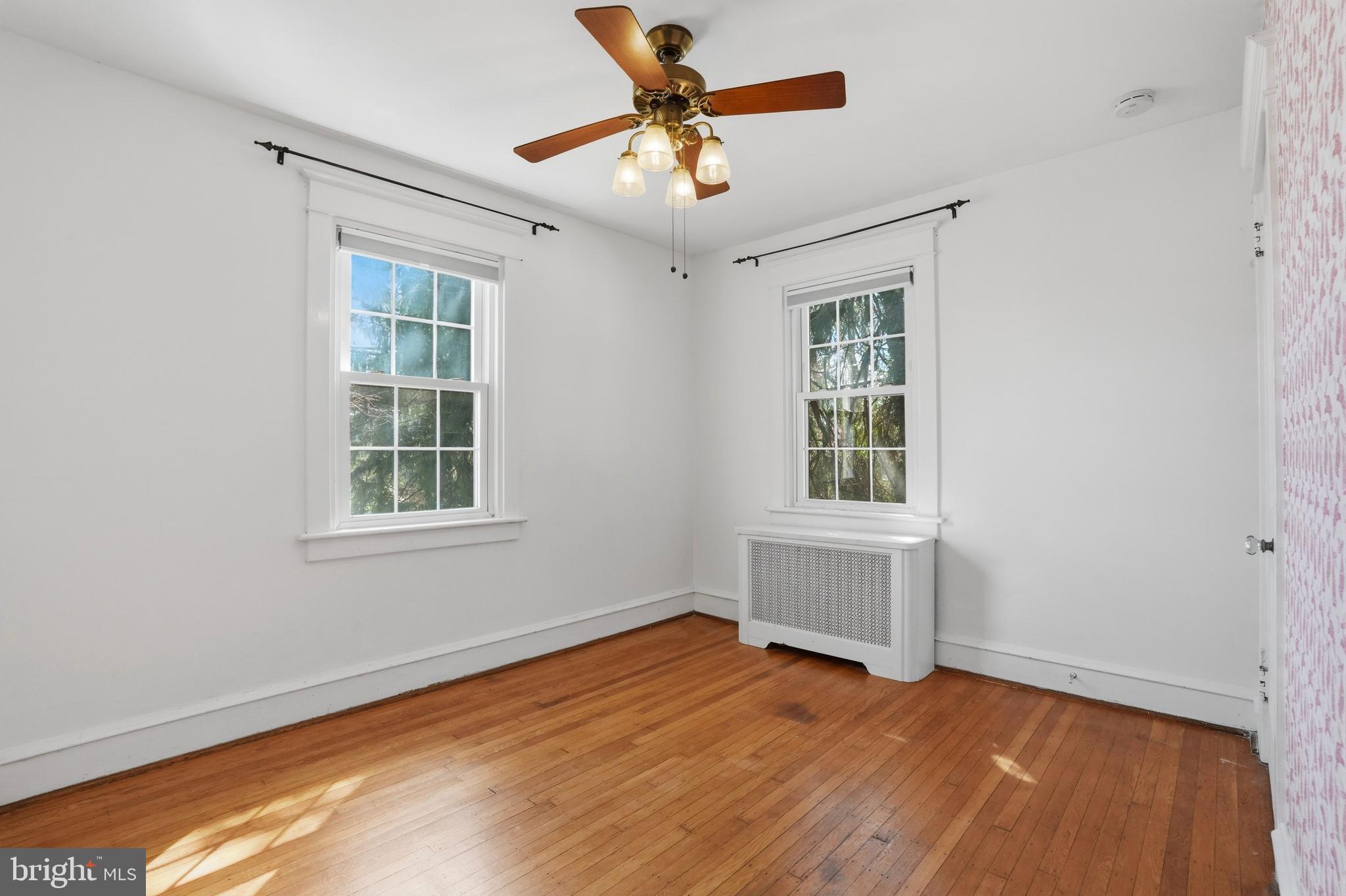 GLENSIDE - Residential