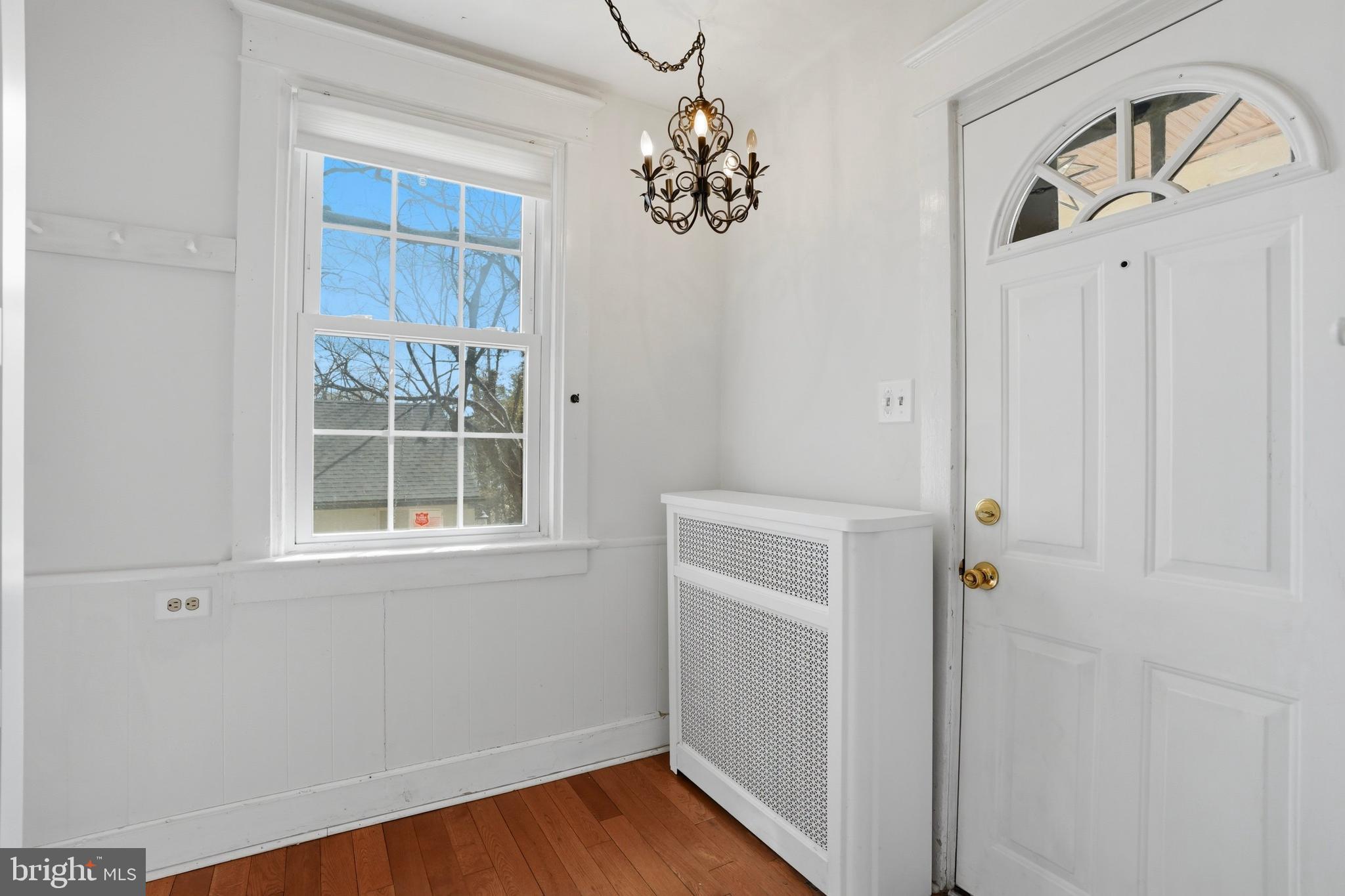 GLENSIDE - Residential