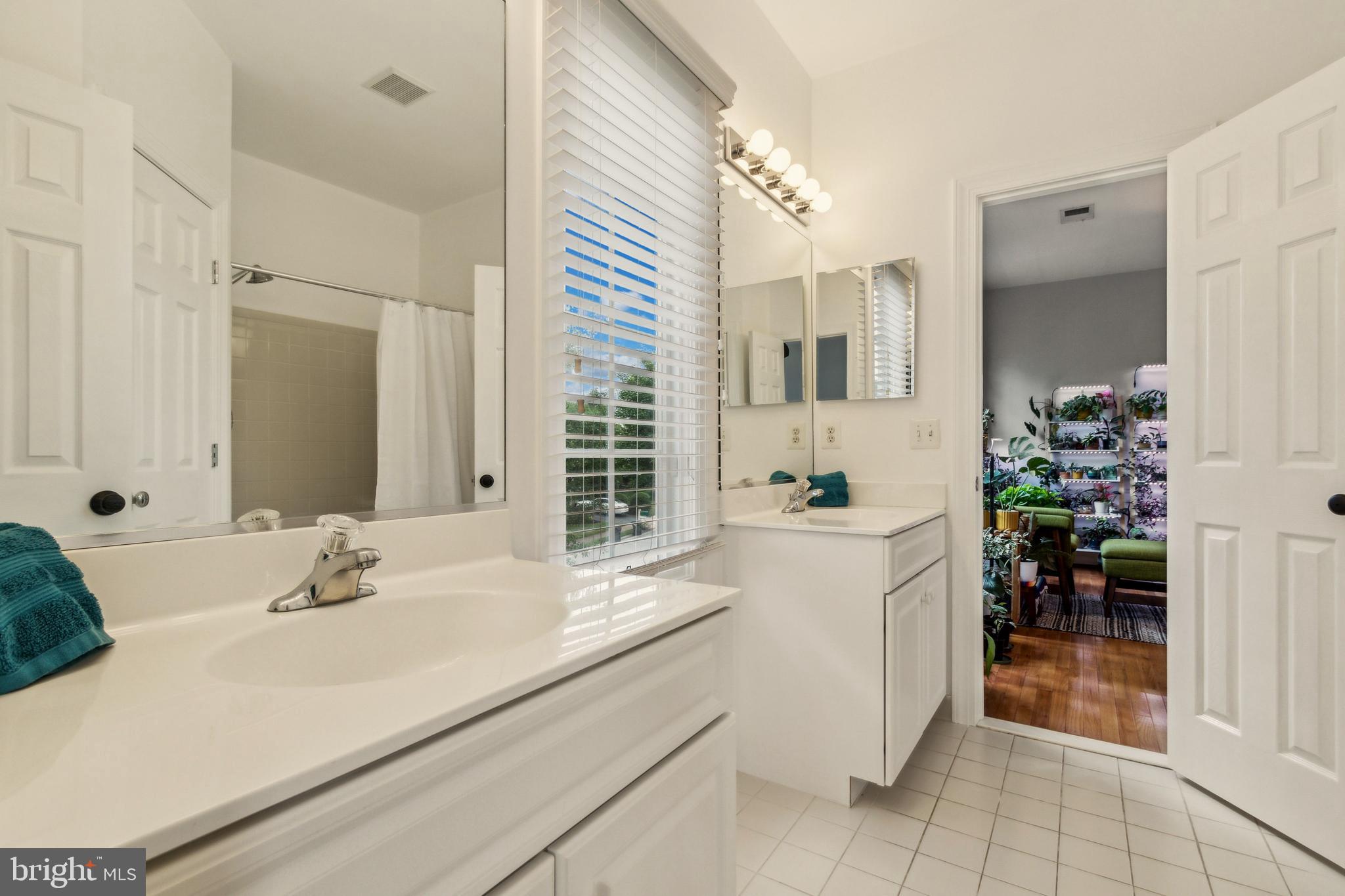 LAKE MANASSAS - Residential