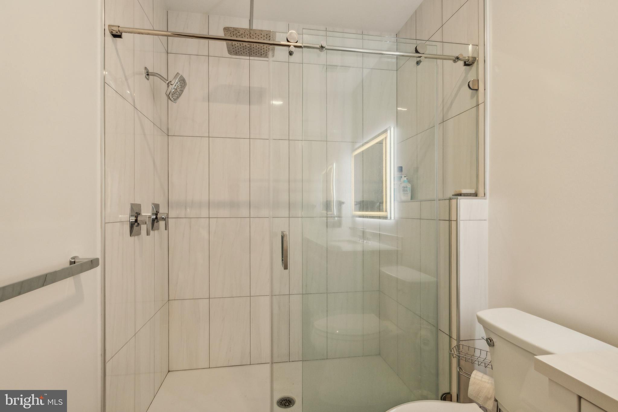 LAKE MANASSAS - Residential