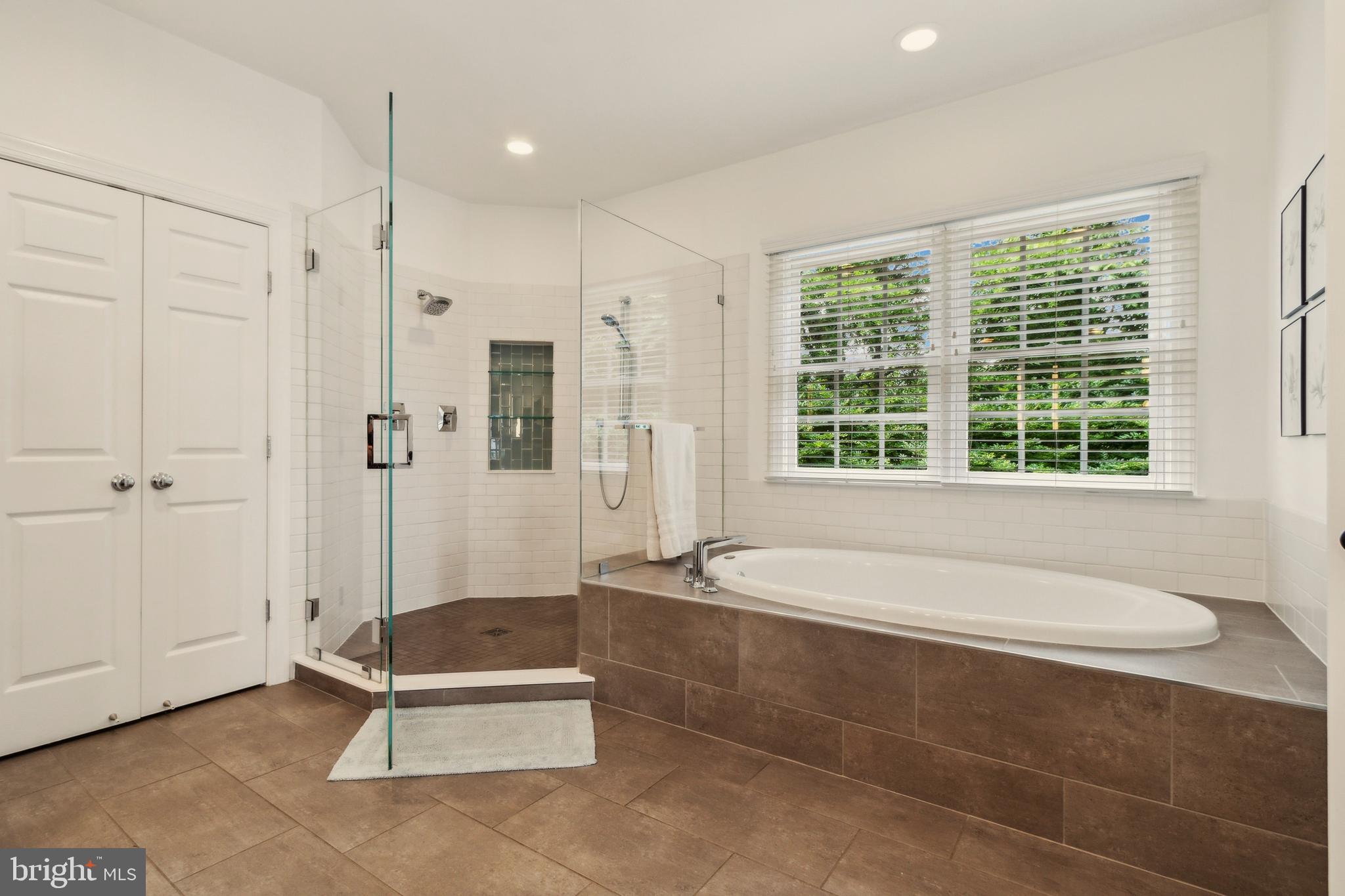 LAKE MANASSAS - Residential