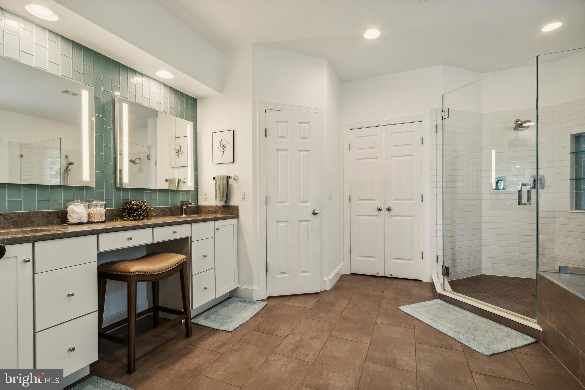 LAKE MANASSAS - Residential