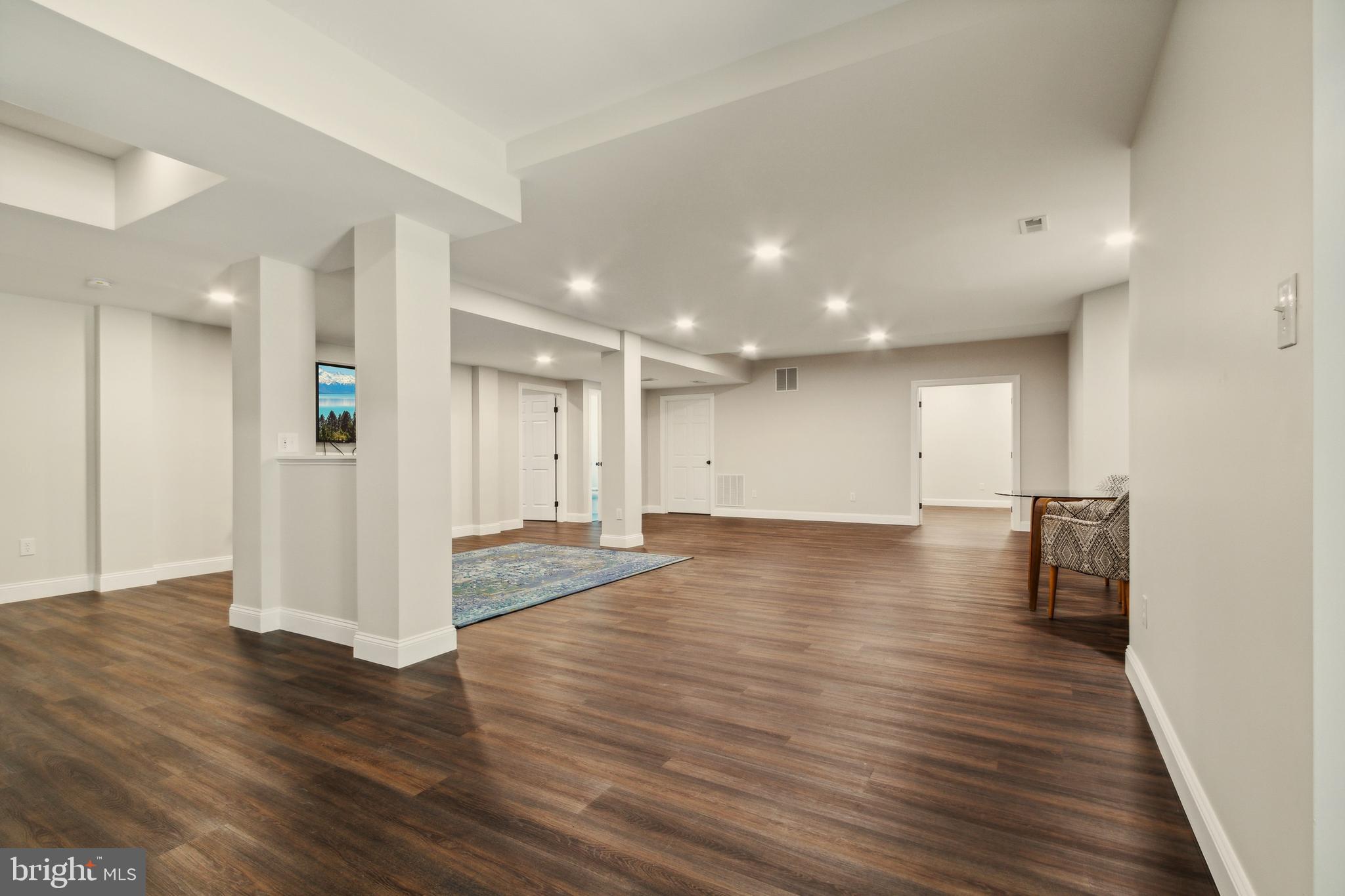 LAKE MANASSAS - Residential