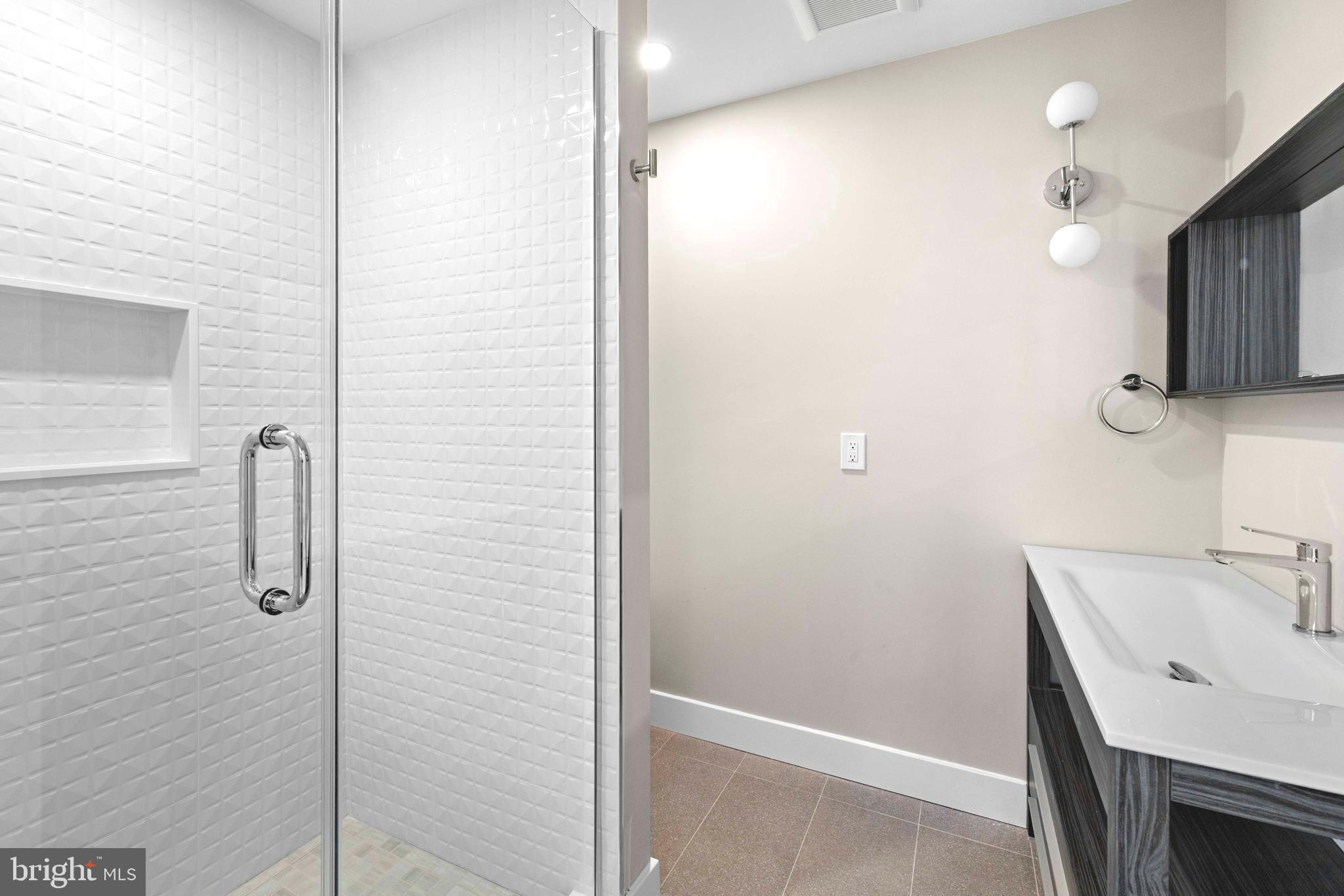 BRIDESBURG - Residential Lease