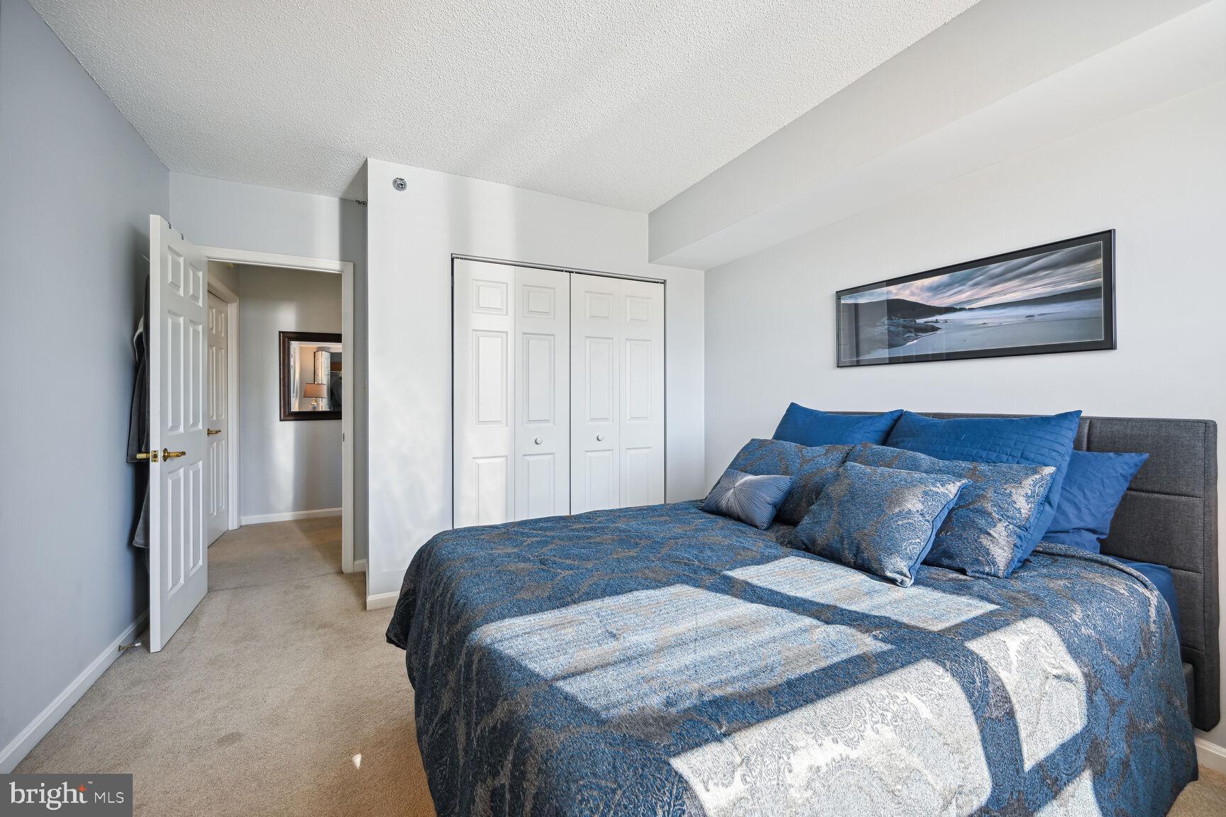 THE CHRISTOPHER - Residential