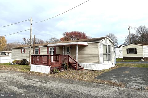 2400 LINCOLN AVENUE 15 SPARROWS POINT MD 21219