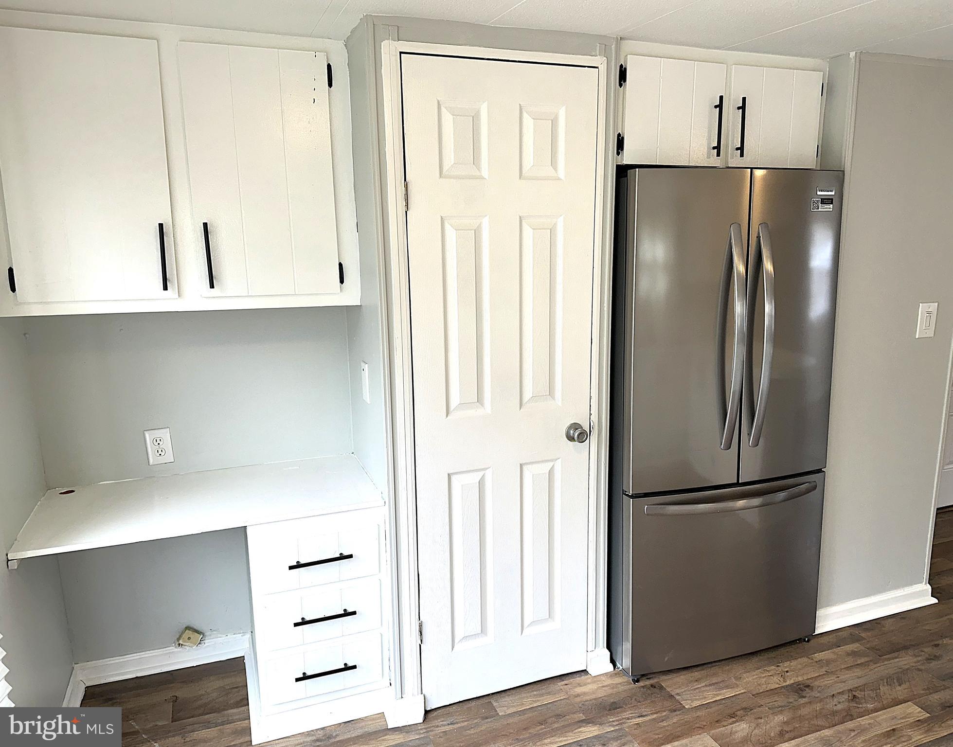 2400 LINCOLN AVENUE 15