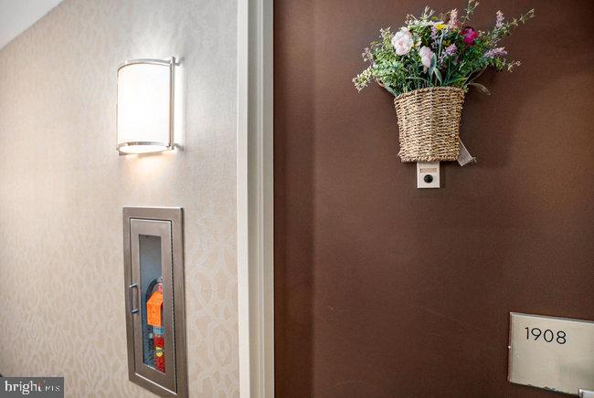 CENTER CITY ONE - Residential