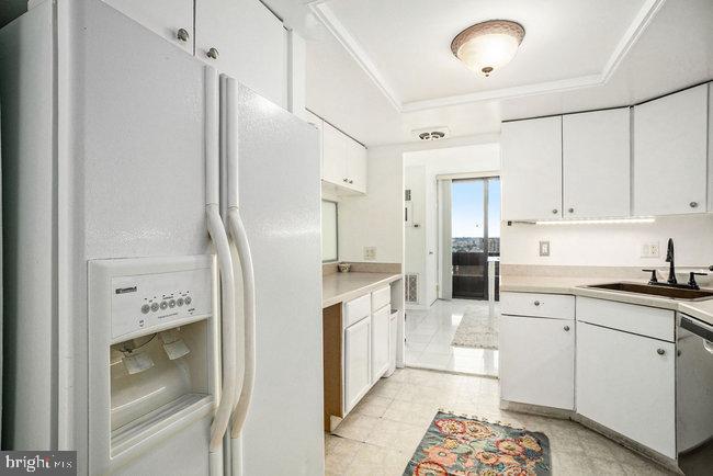 CENTER CITY ONE - Residential